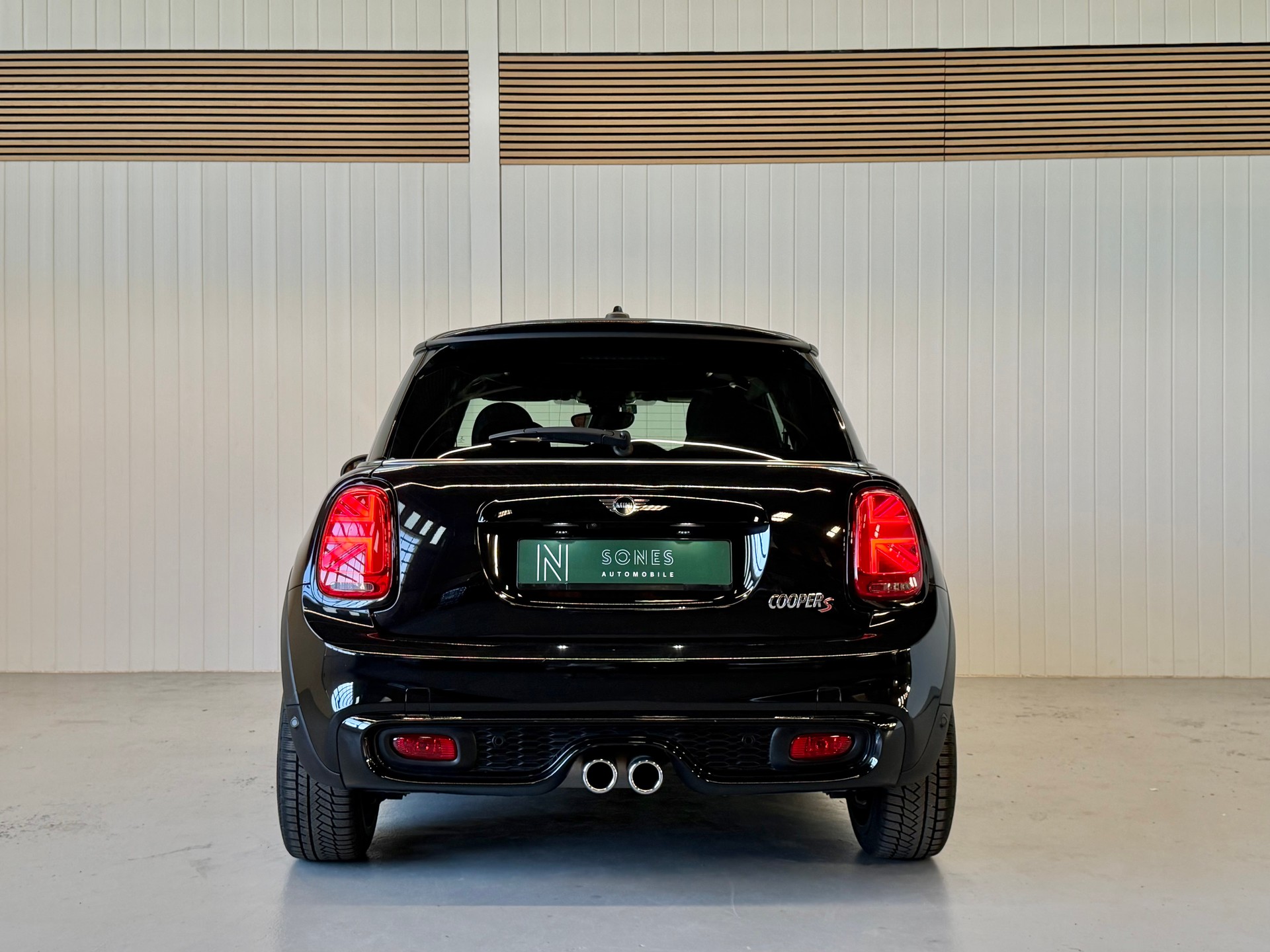 MINI Cooper S Steptronic DKG frisch ab MFK & Service-showroom-element-3
