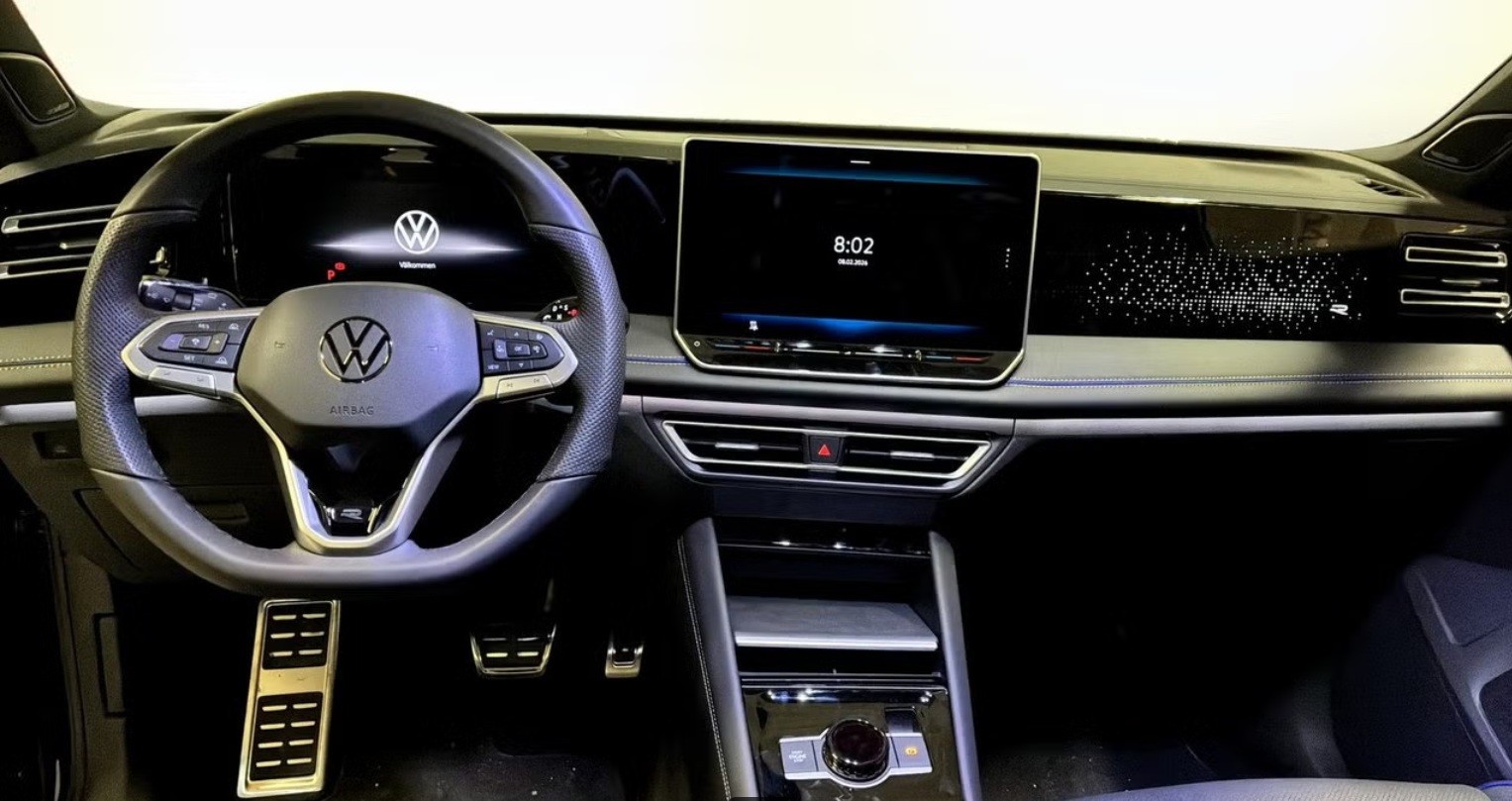 VW Tiguan 2.0 TDI SCR R-Line 4Motion DSG-image-10