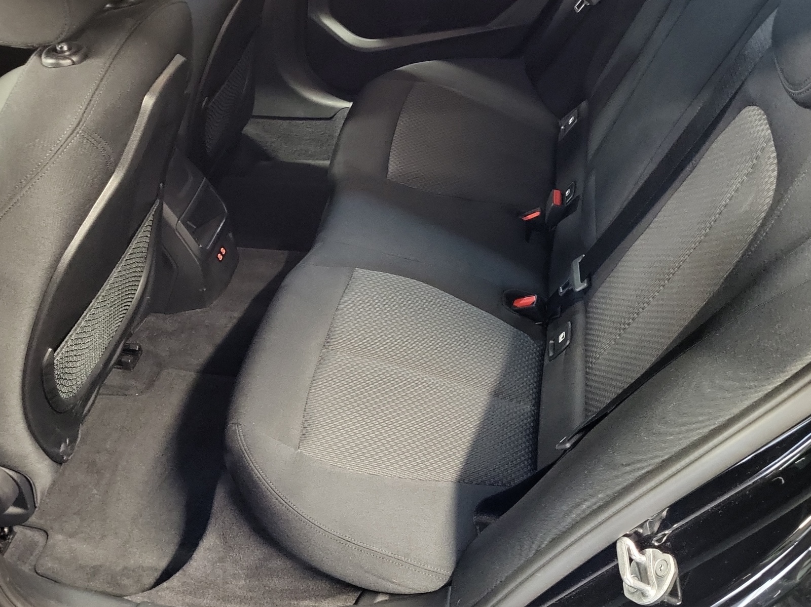 BMW 118i Steptronic-image-18