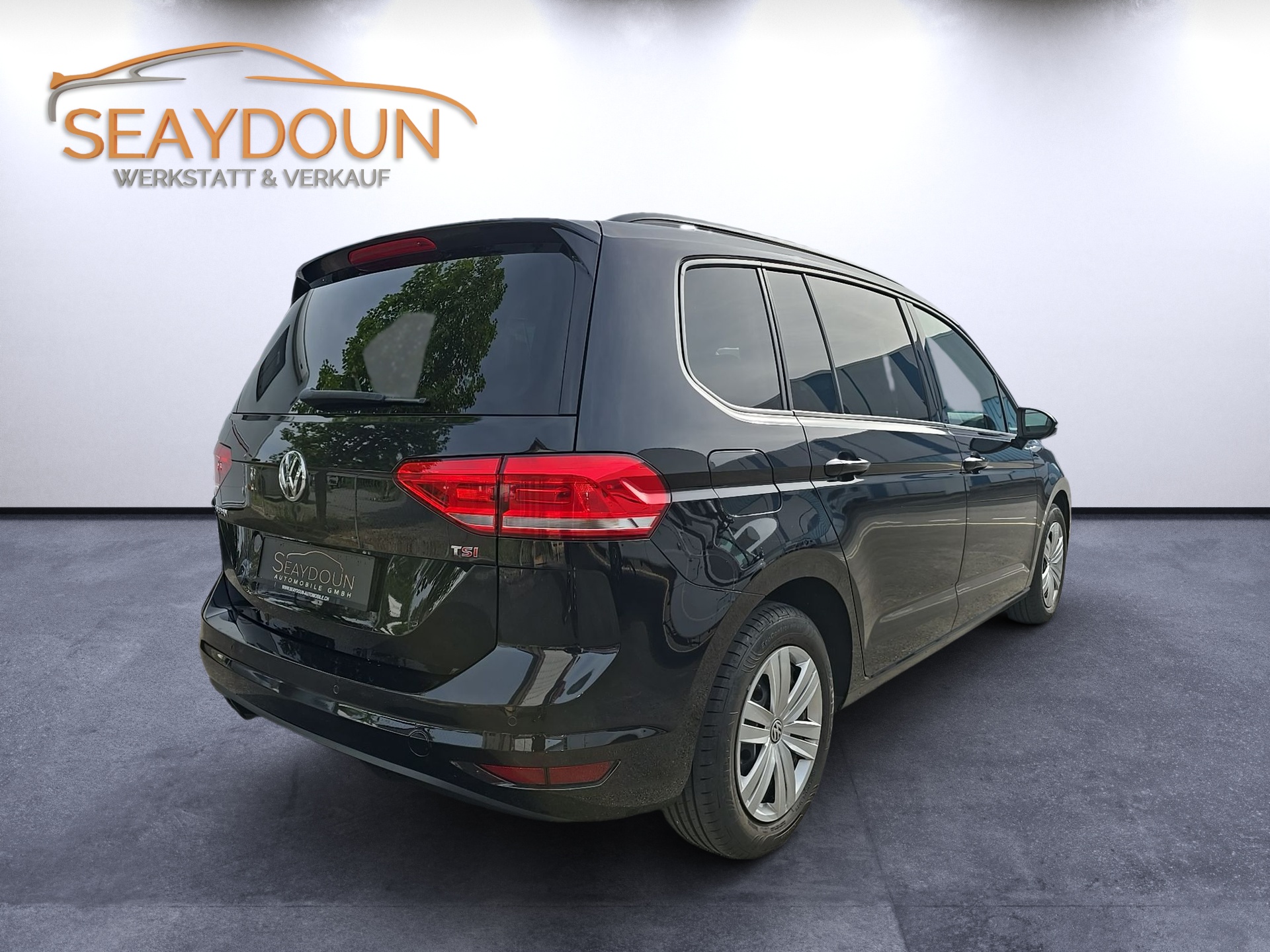 VW Touran 1.4 TSI BlueMotion Technology Family-showroom-element-3