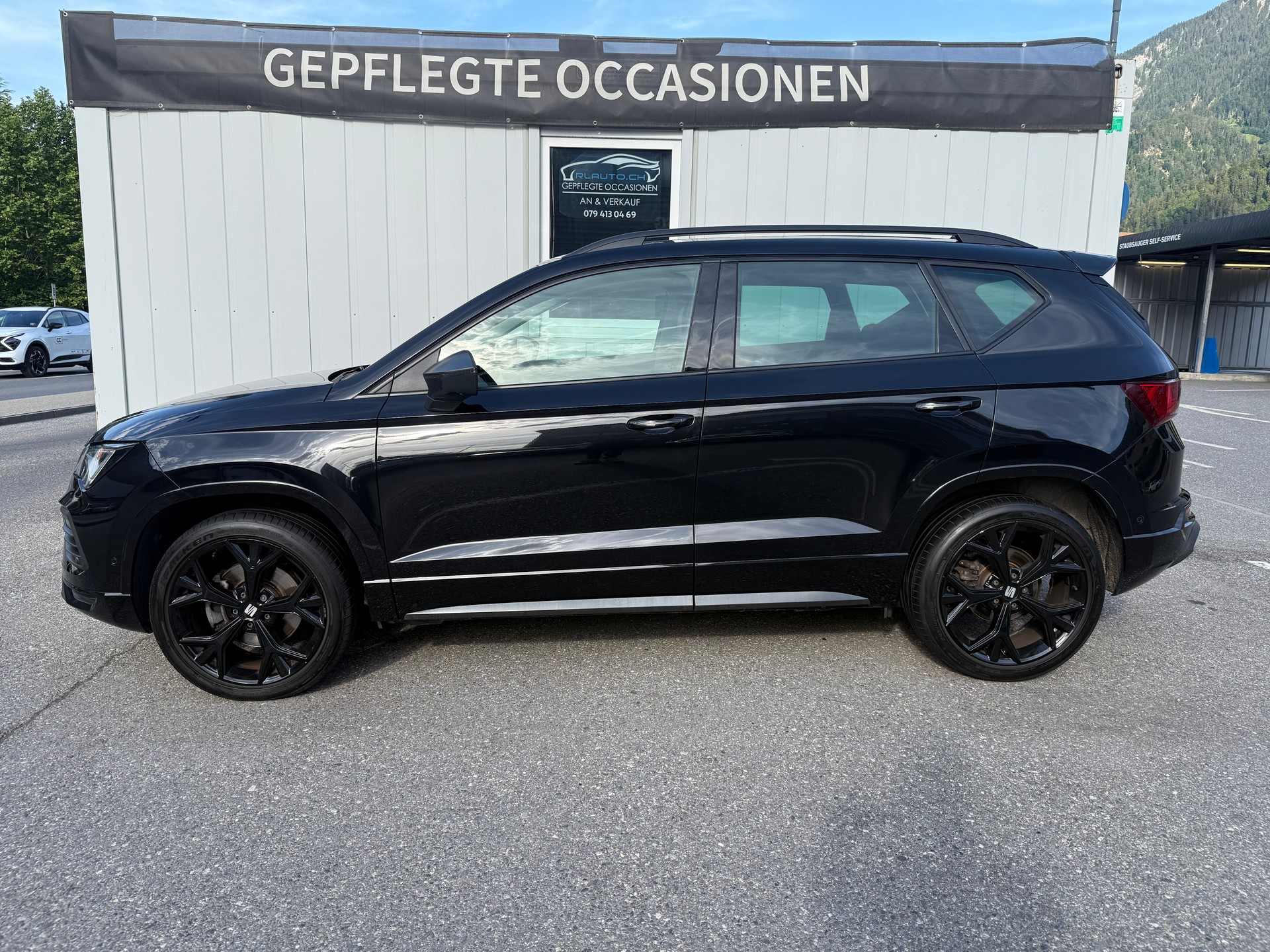 SEAT Ateca 2.0 TDI CR Hola FR DSG 4Drive * 1. HAND * FRISCH MFK * AHK * PANORAMA*-image-6