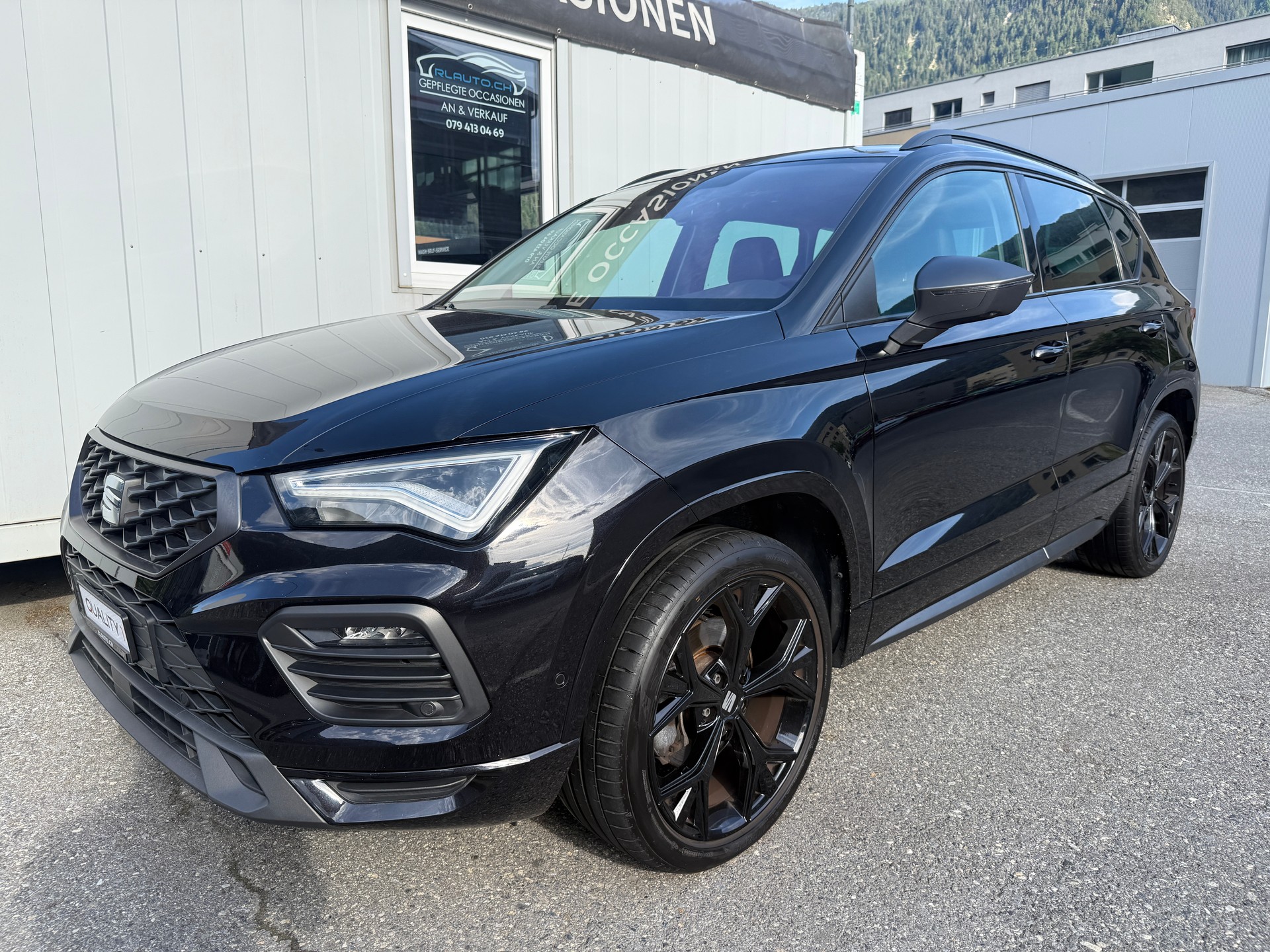 SEAT Ateca 2.0 TDI CR Hola FR DSG 4Drive * 1. HAND * FRISCH MFK * AHK * PANORAMA*-image-7