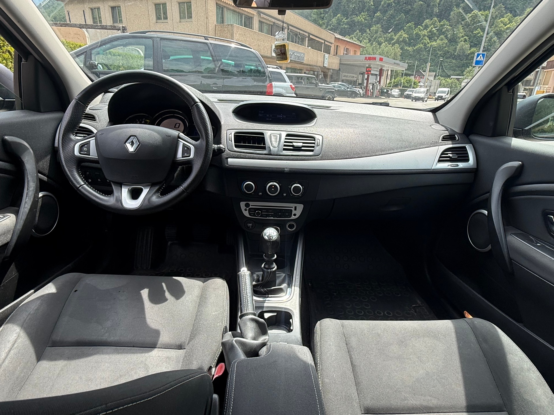 RENAULT Mégane Grandtour 1.2 16V Turbo Energy-image-7