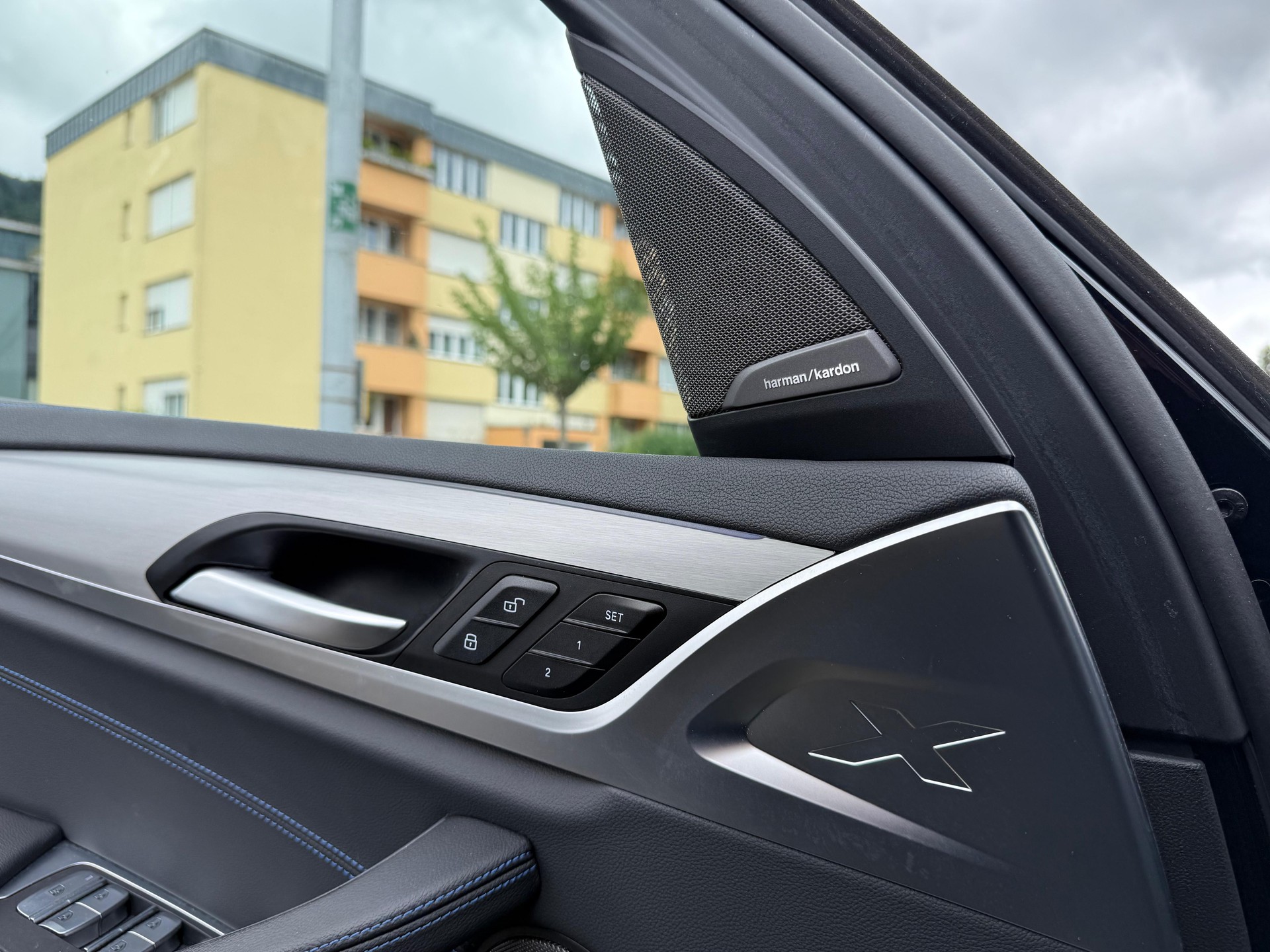 BMW X3 20d xDrive paddles-image-8