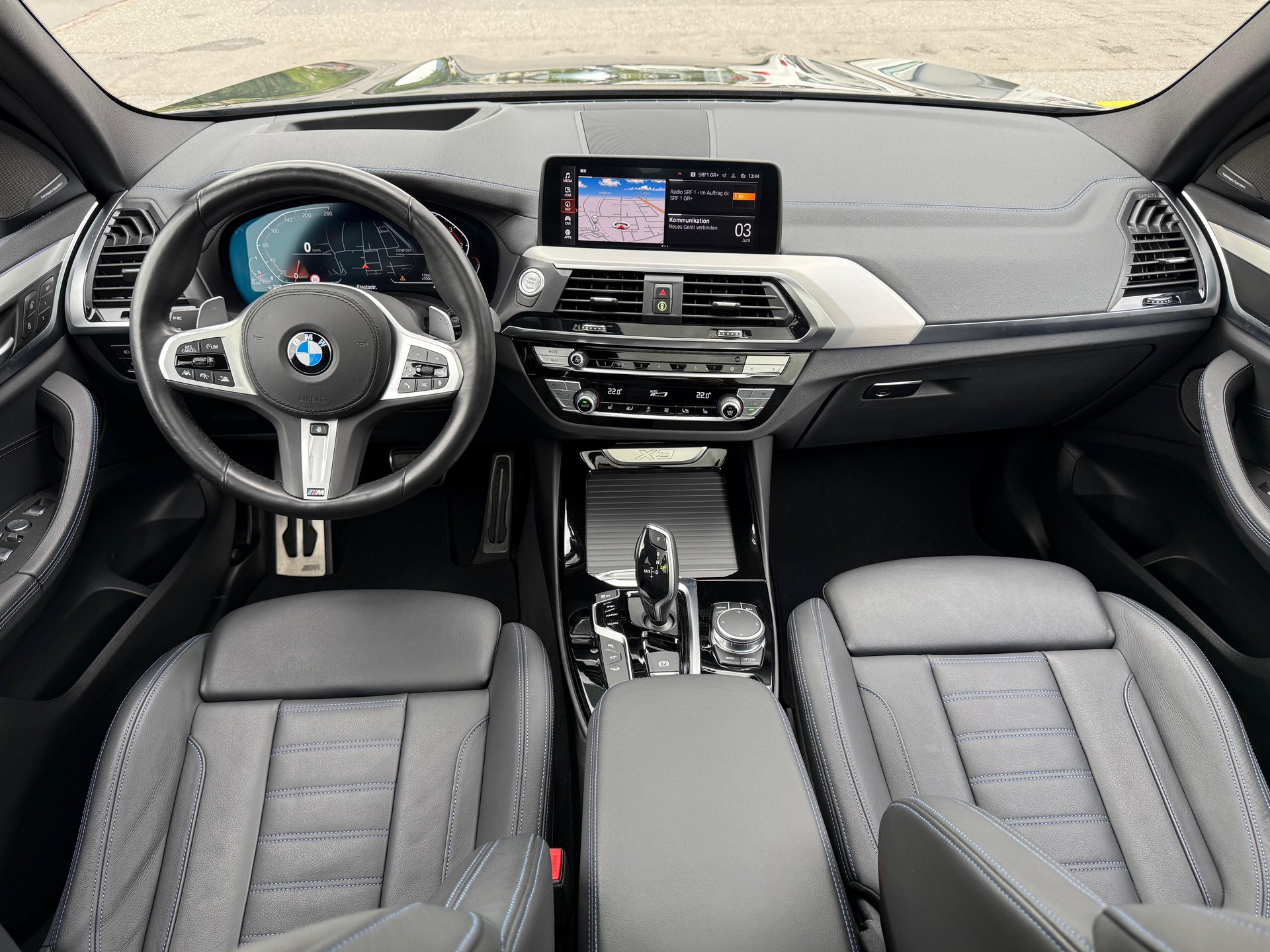 BMW X3 20d xDrive paddles-image-16