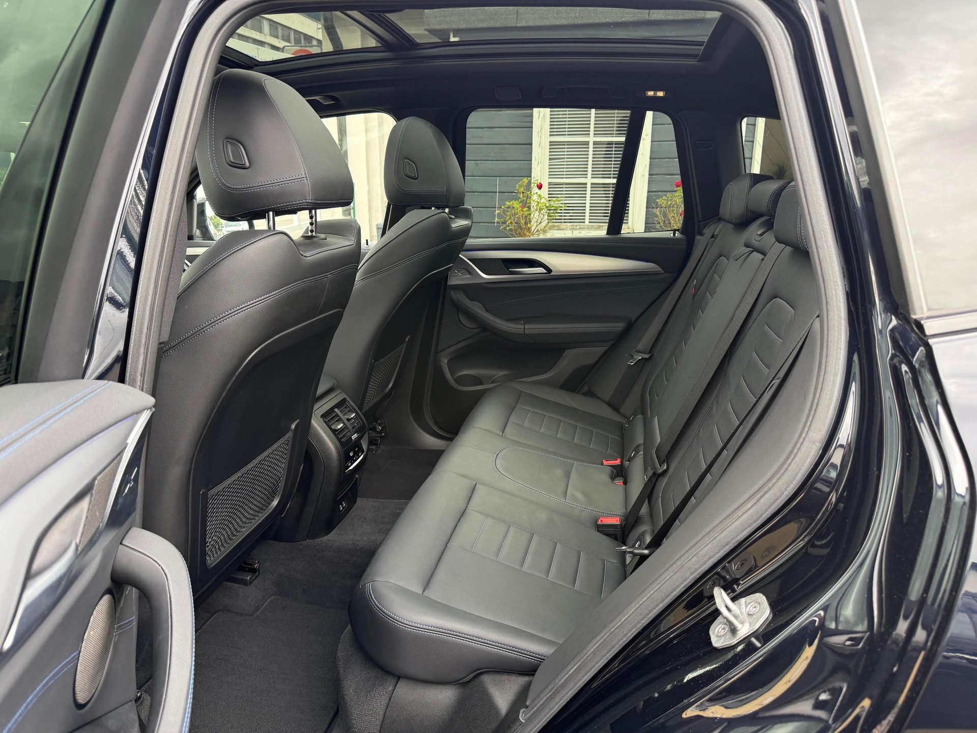 BMW X3 20d xDrive paddles-image-10