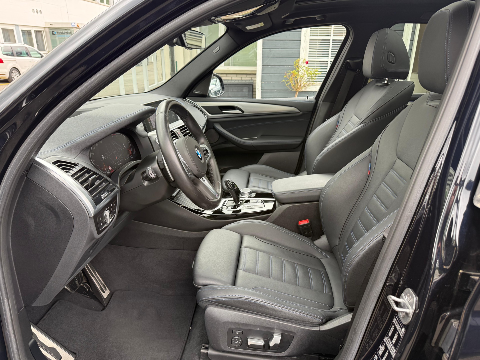 BMW X3 20d xDrive paddles-image-7