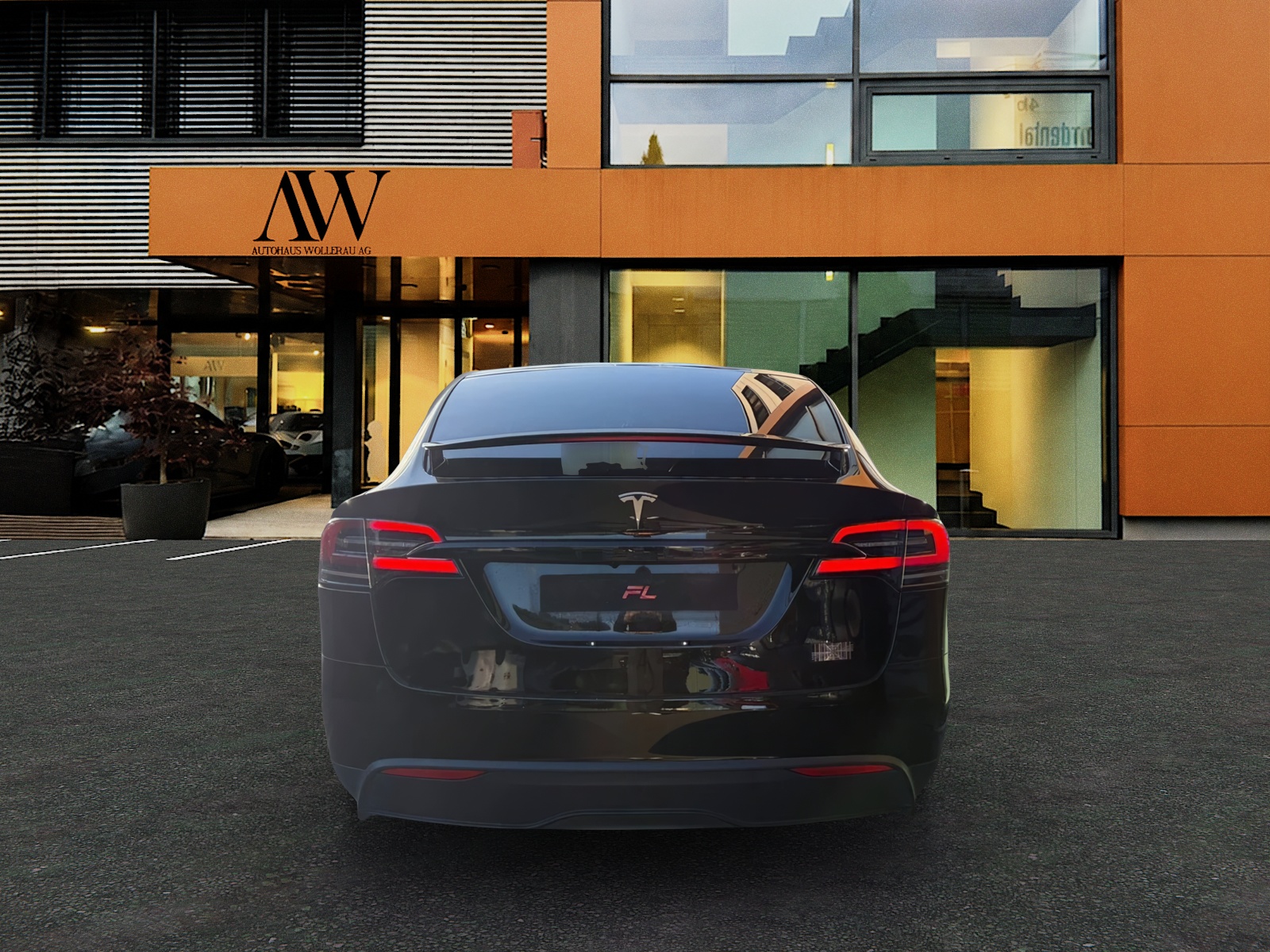 TESLA Model X Plaid-image-4