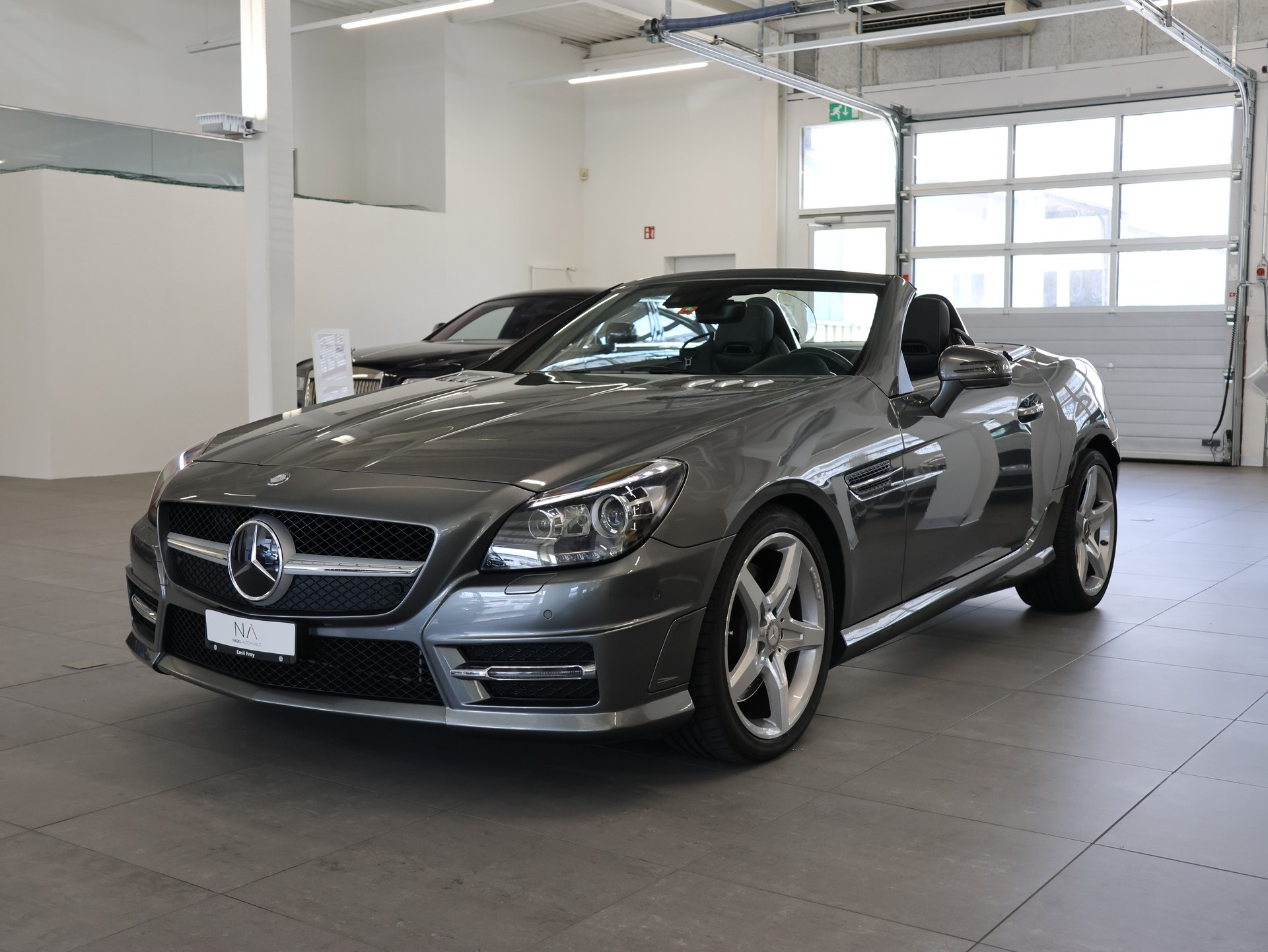MERCEDES-BENZ SLK 350 7G-Tronic *Harman Kardon* *AMG Line* *Memory Sitze*-image-4
