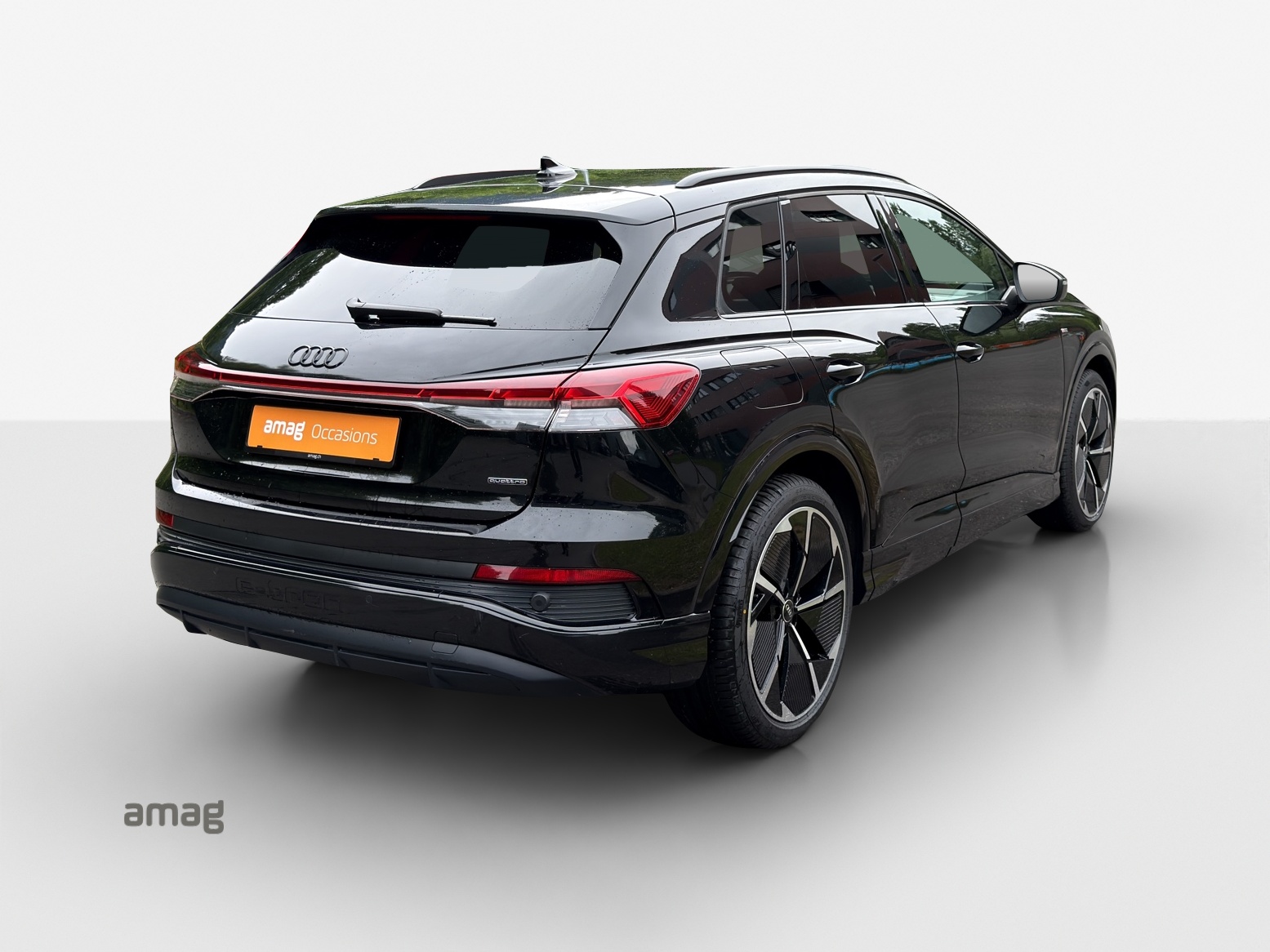 AUDI Q4 e-tron 50 quattro-image-5