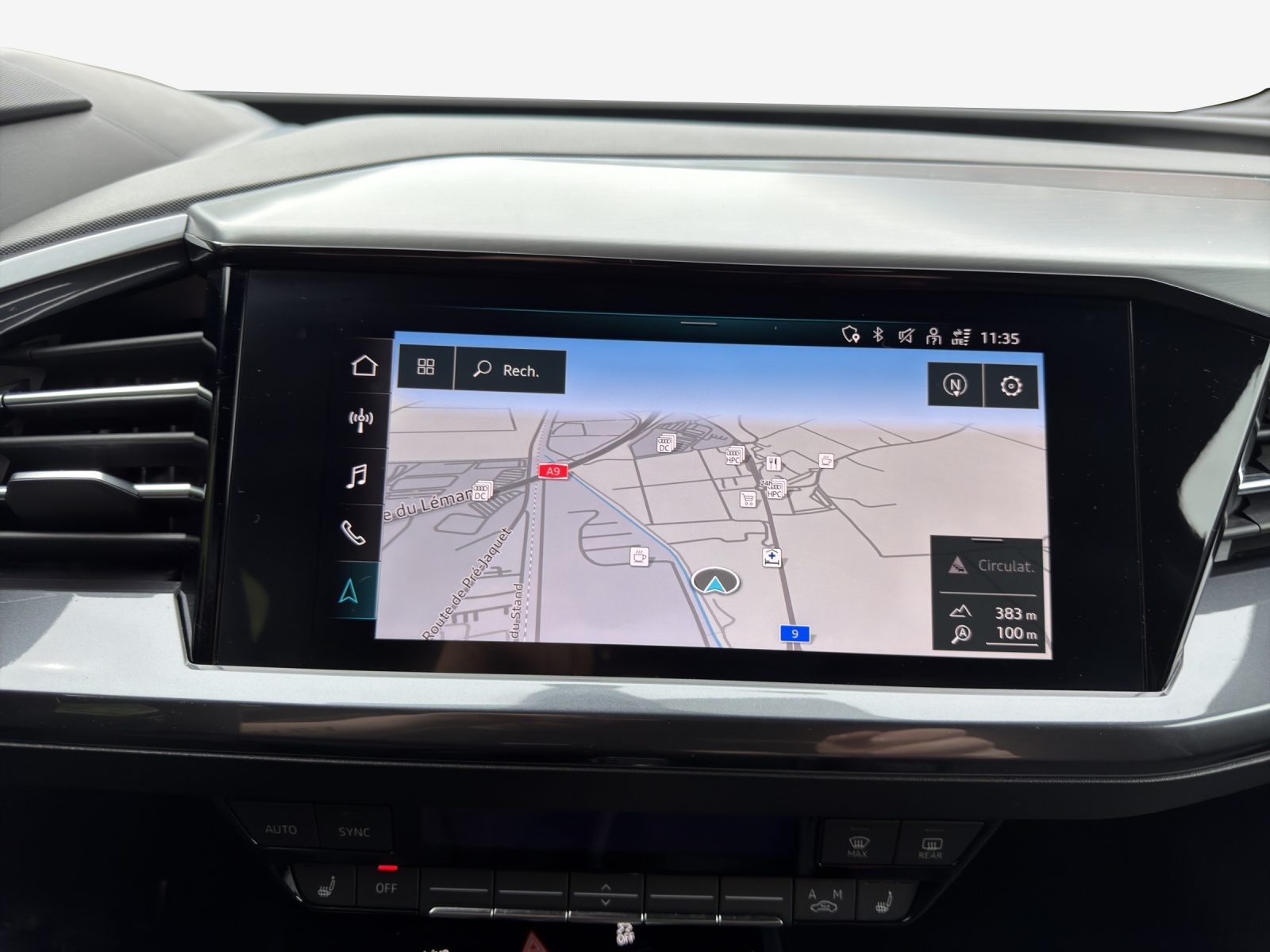 AUDI Q4 e-tron 50 quattro-image-15