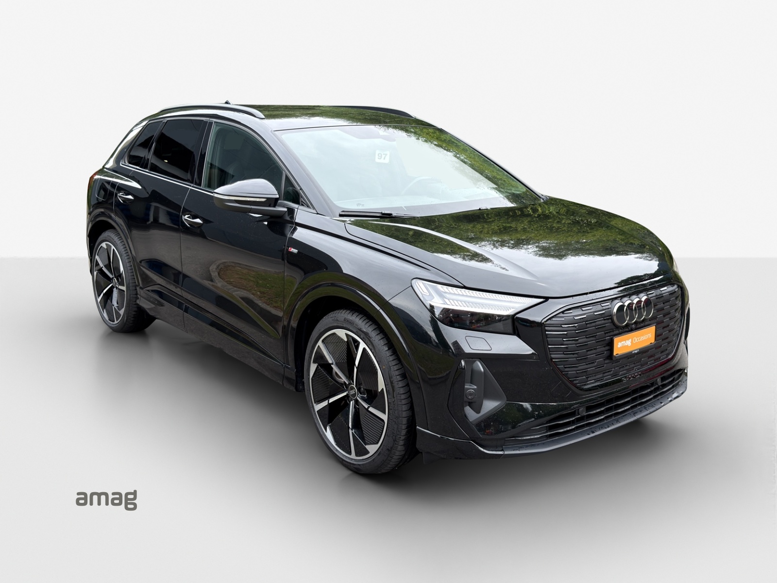 AUDI Q4 e-tron 50 quattro-image-6