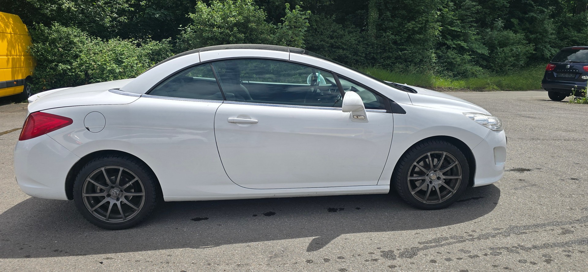 PEUGEOT 308 CC 1.6 16V Turbo Platinum Automatic-image-5