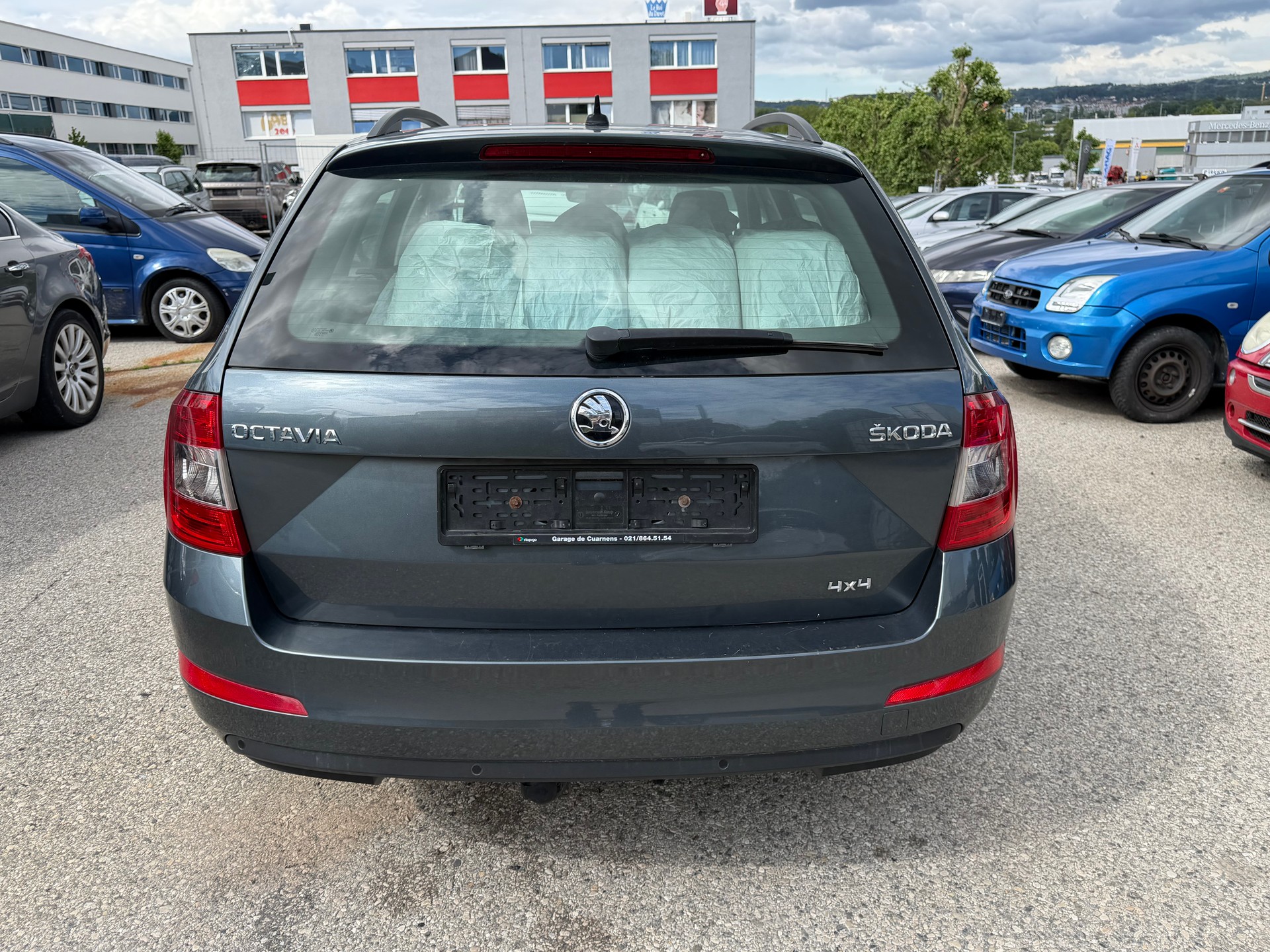 SKODA Octavia Combi 2.0 TDI Ambition 4x4 DSG-image-4