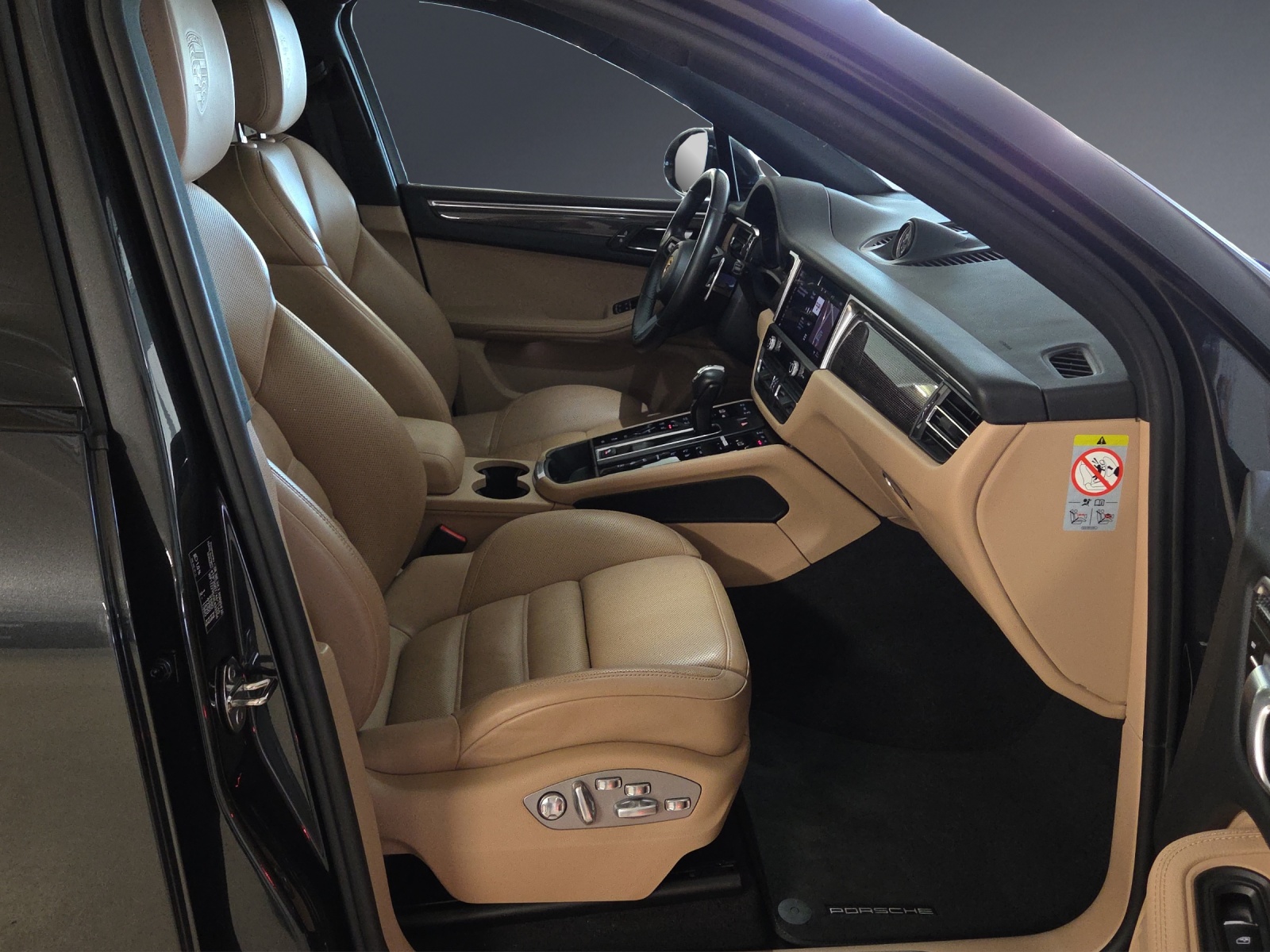 PORSCHE Macan S PDK-image-9