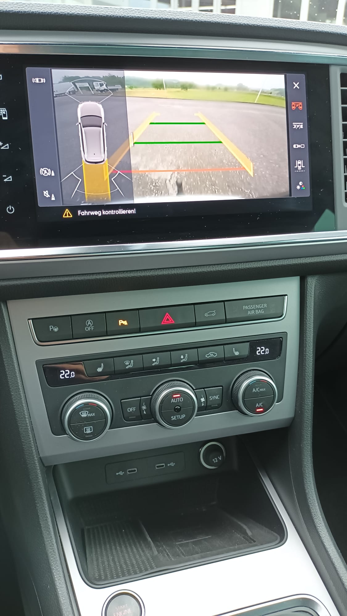 SEAT Ateca 2.0 TDI CR Move FR 4Drive DSG-image-11