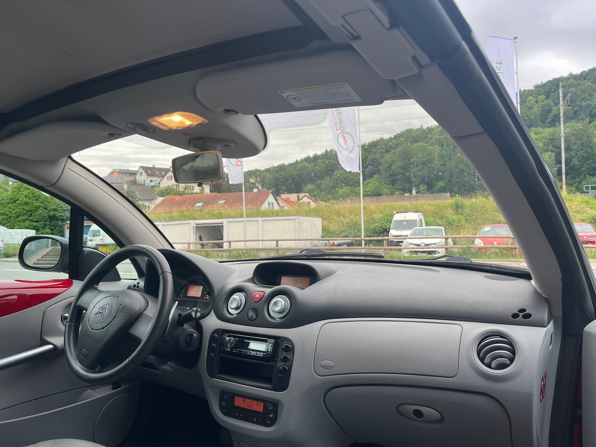CITROEN C3 Pluriel 1.6i 16V-image-3