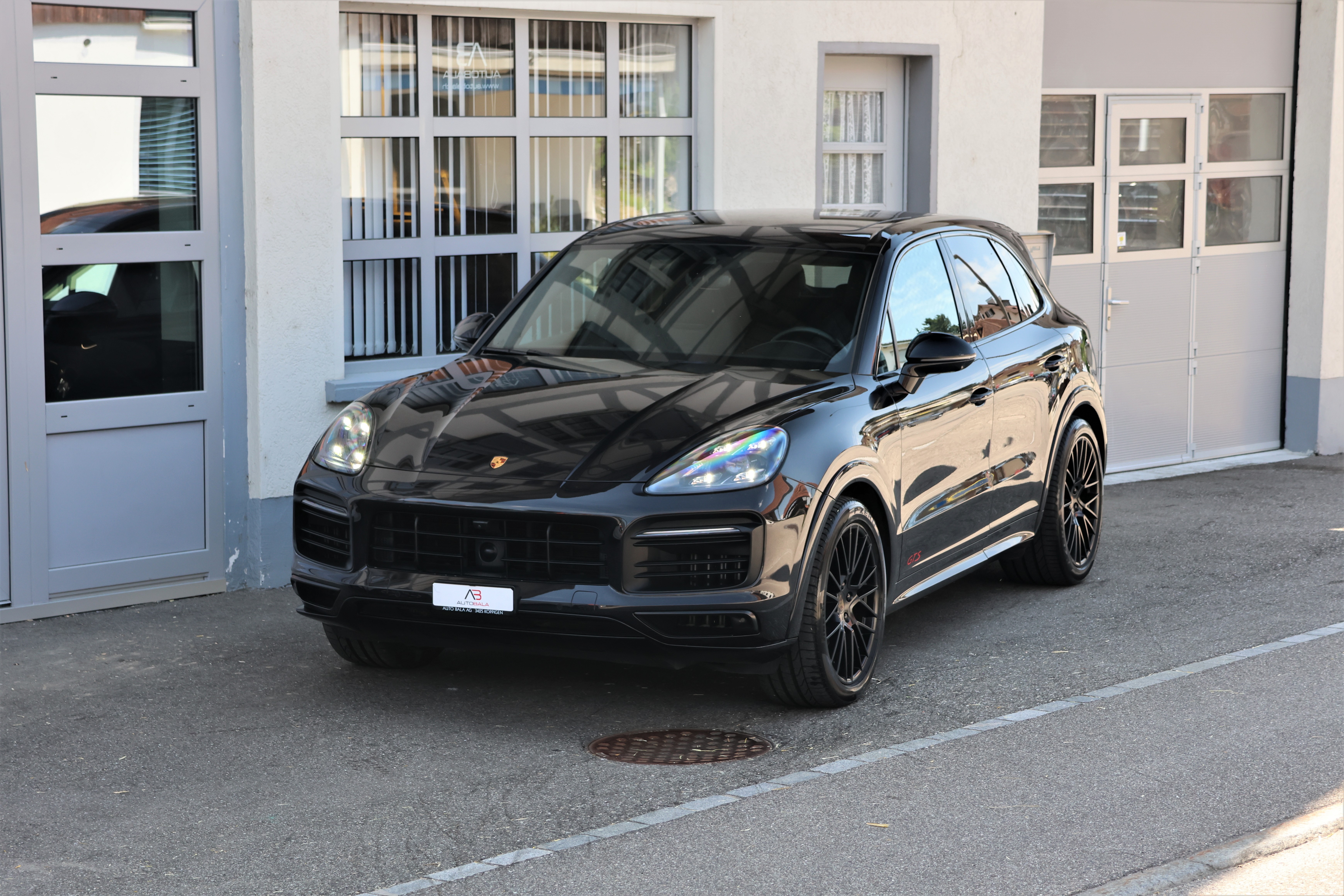 Car photo