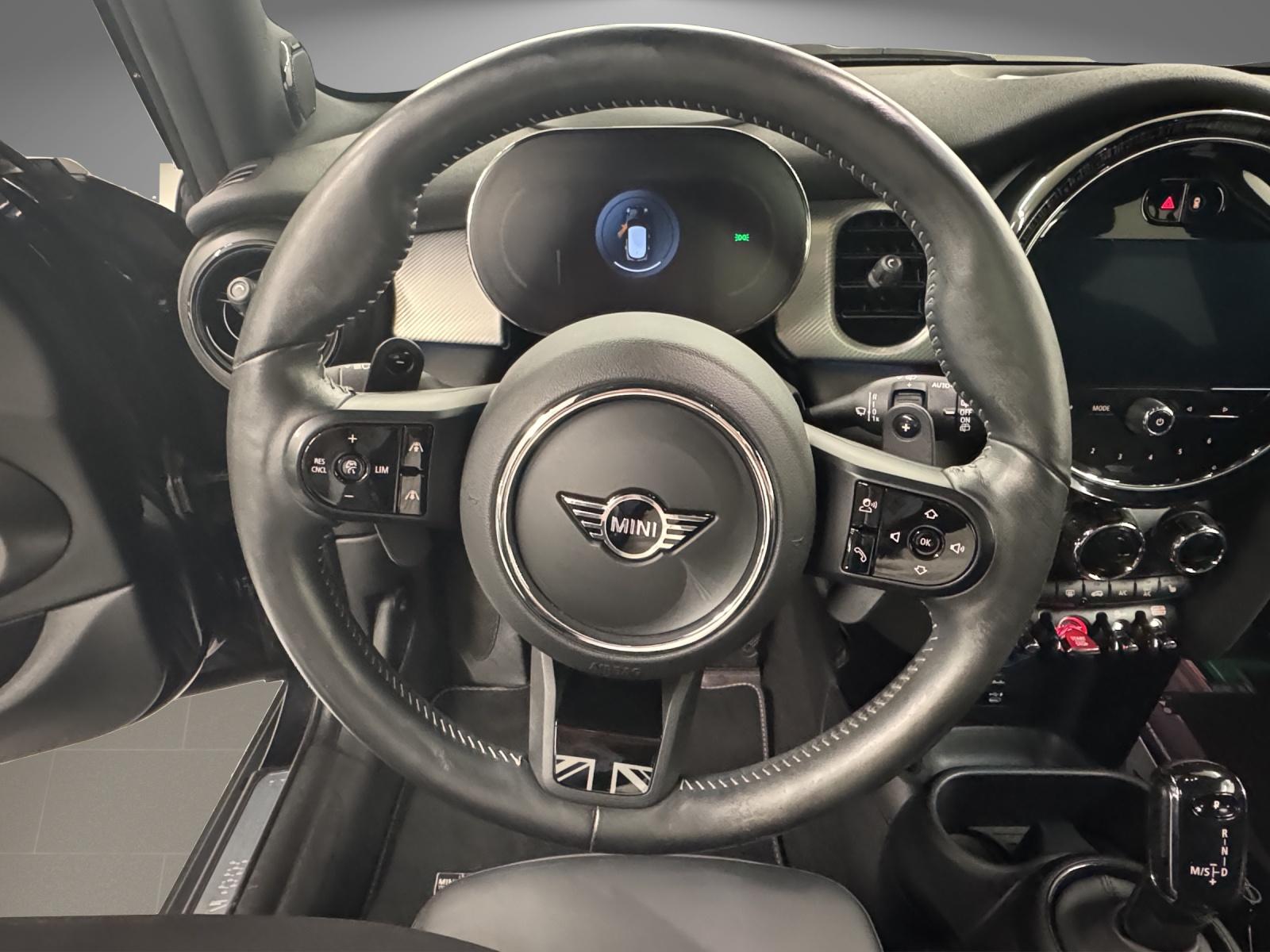 MINI F55 2.0i Cooper S-image-15