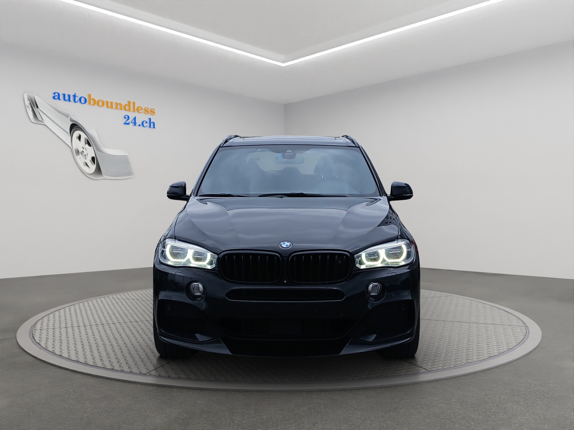 BMW X5 xDrive 50i Steptronic-image-0