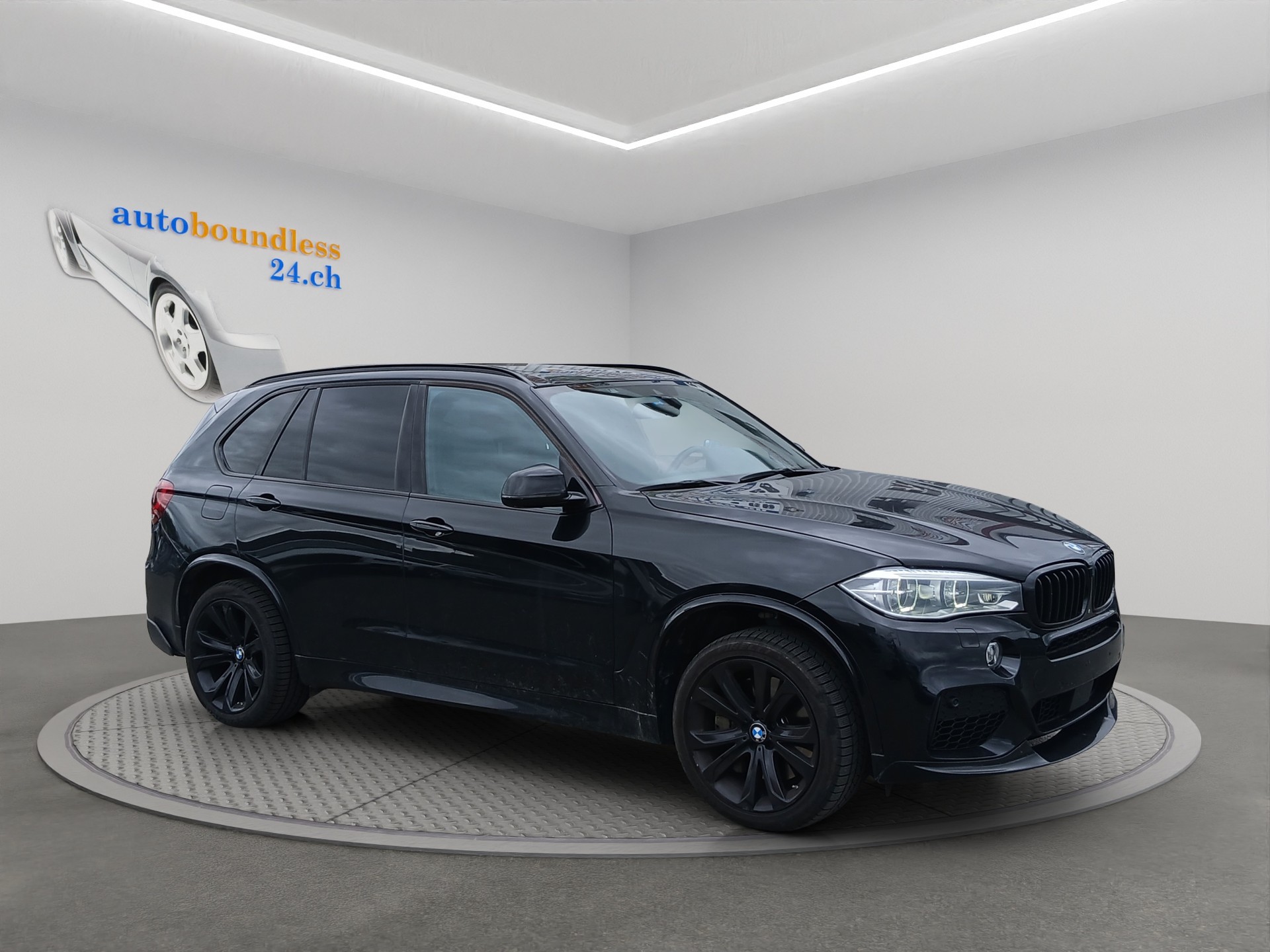 BMW X5 xDrive 50i Steptronic-image-1