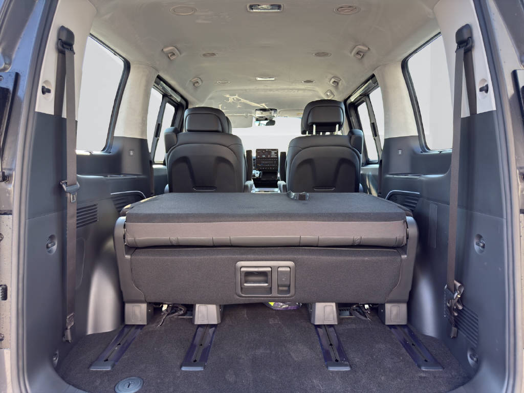 HYUNDAI Staria Premium 1.6 GDi HEV Amplia 7P-image-8
