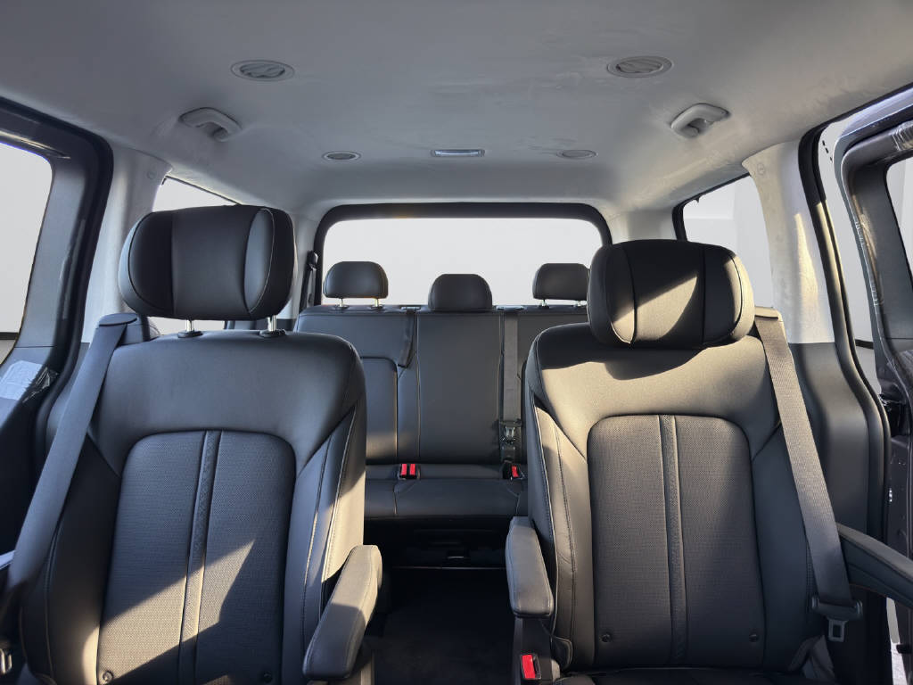 HYUNDAI Staria Premium 1.6 GDi HEV Amplia 7P-image-14