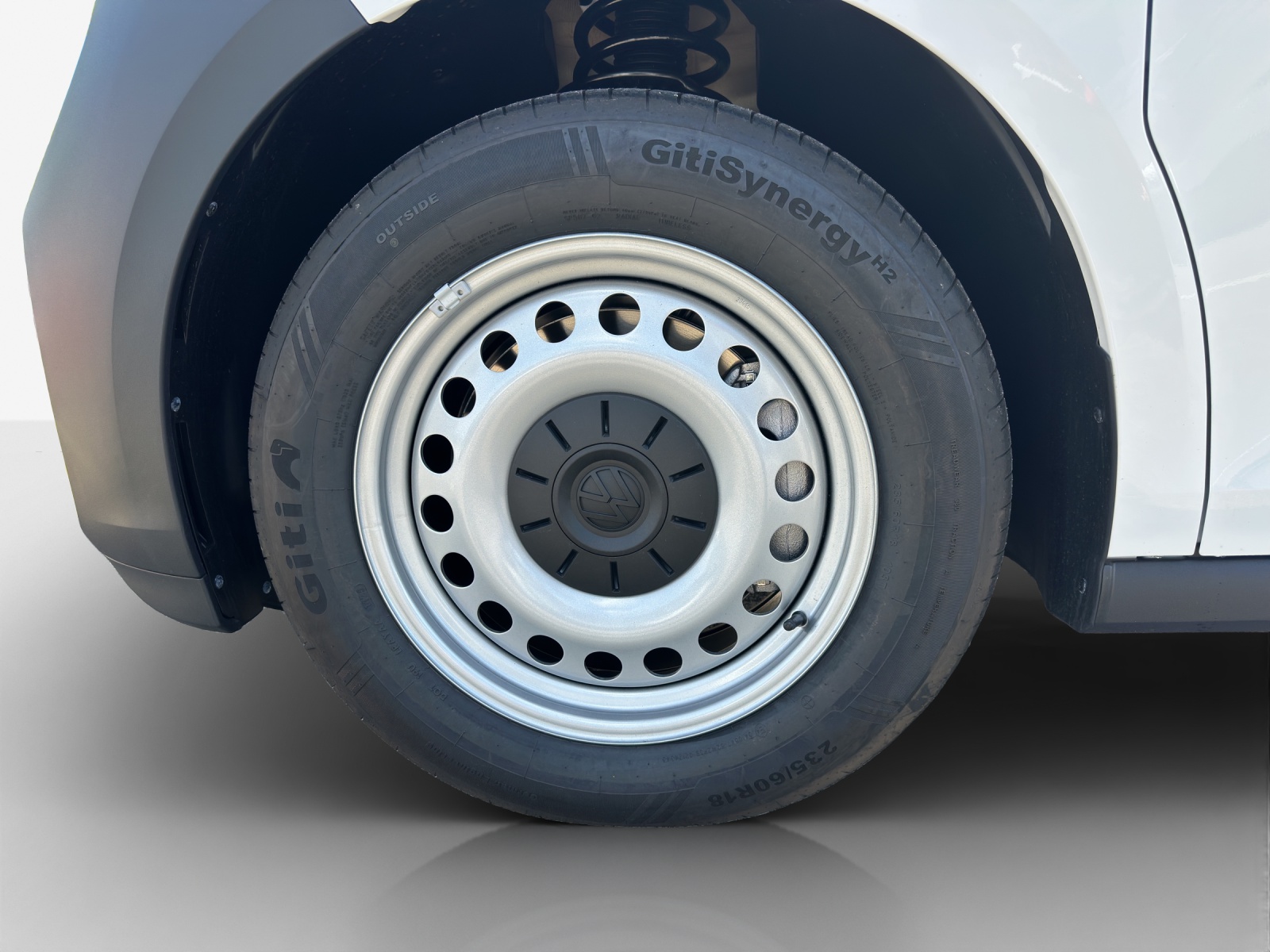 VW ID. Buzz Cargo Pure-image-15
