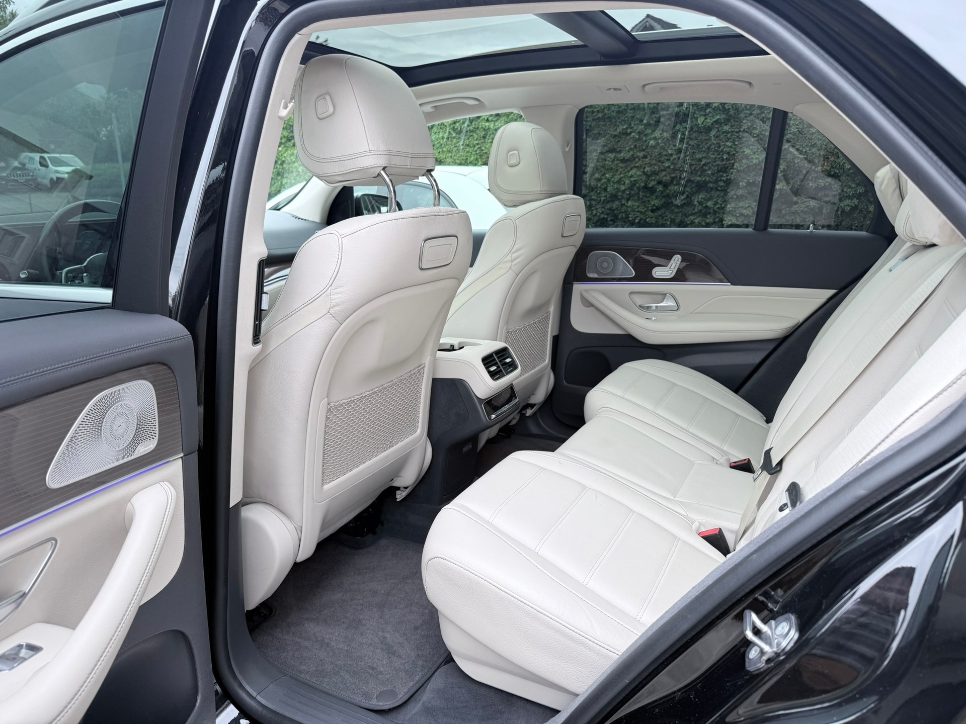 MERCEDES-BENZ GLE 450 4Matic AMG Line 9G-Tronic-image-12