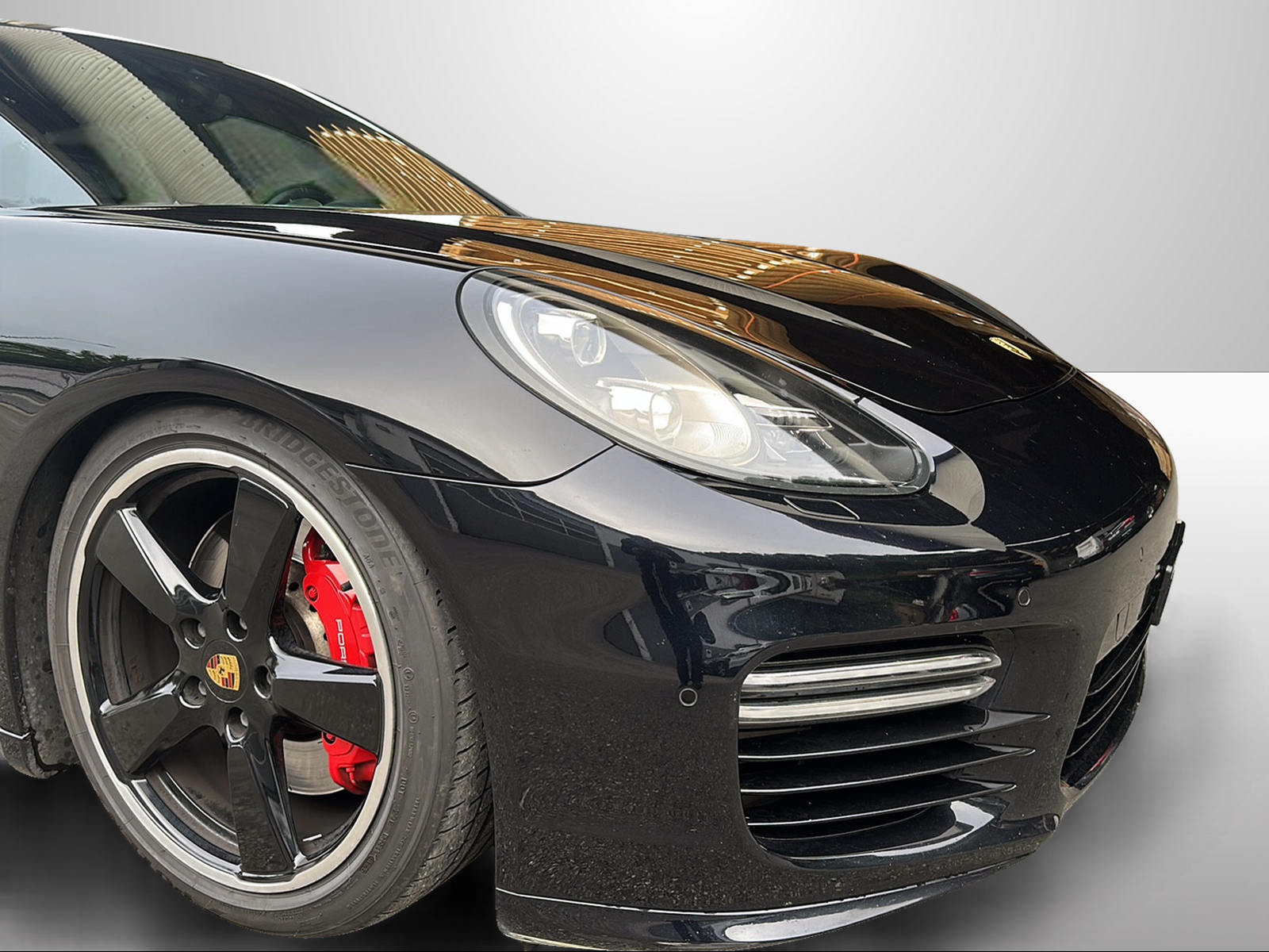 PORSCHE Panamera GTS 4.8 PDK-image-10