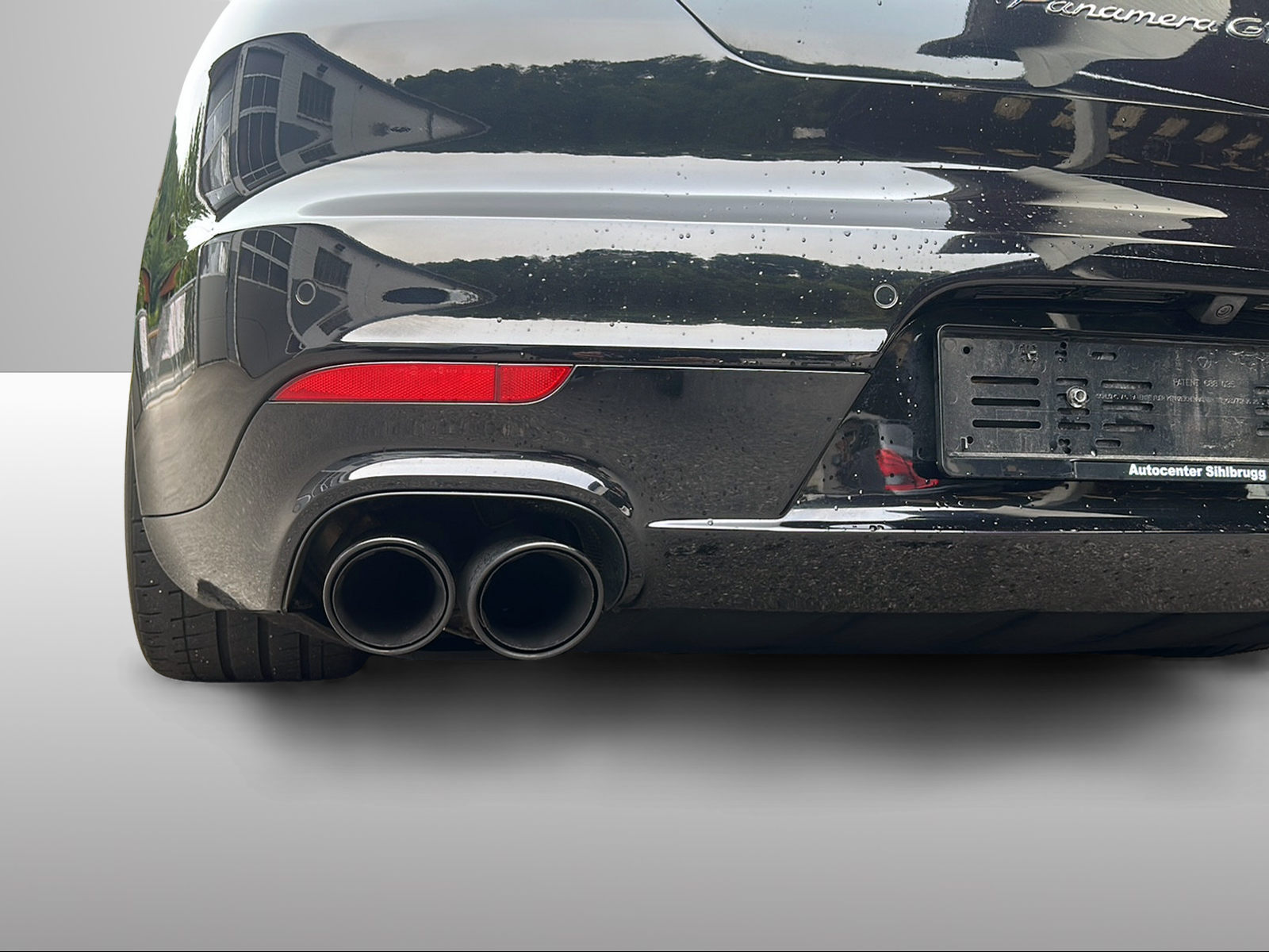PORSCHE Panamera GTS 4.8 PDK-image-4