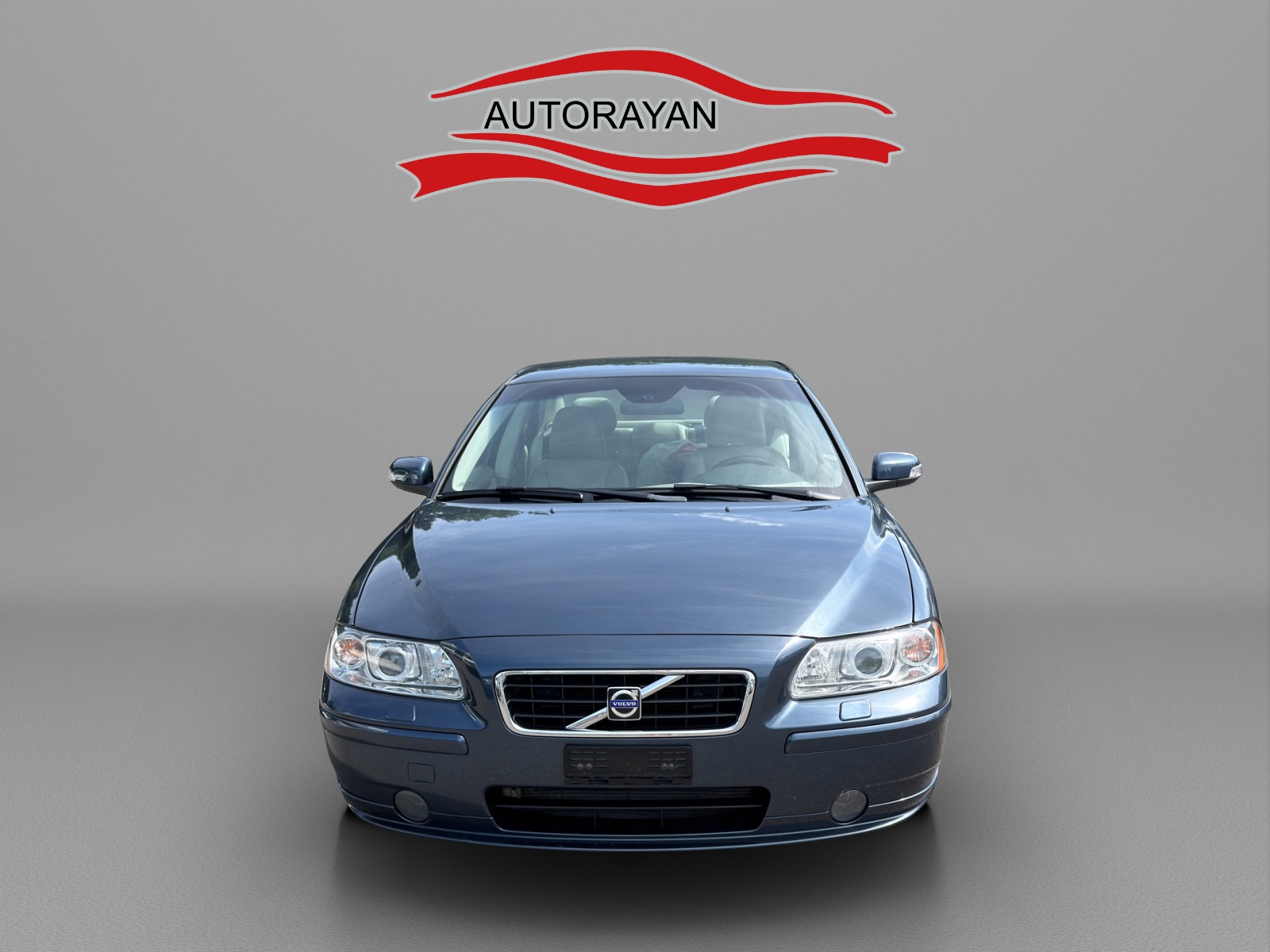 VOLVO S60 2.5T AWD Momentum-image-0