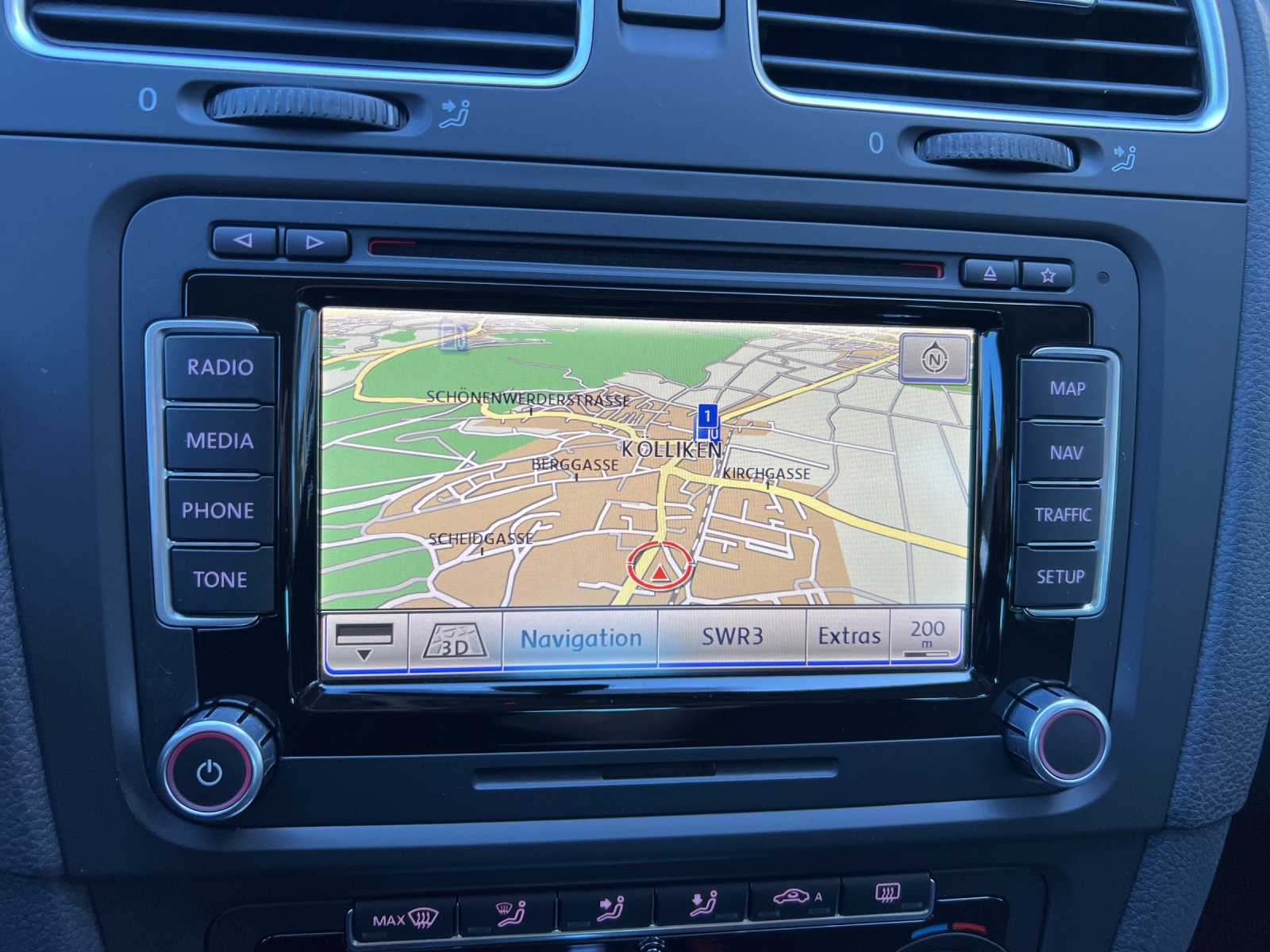 VW Golf 1.4 TSI Team DSG-image-12