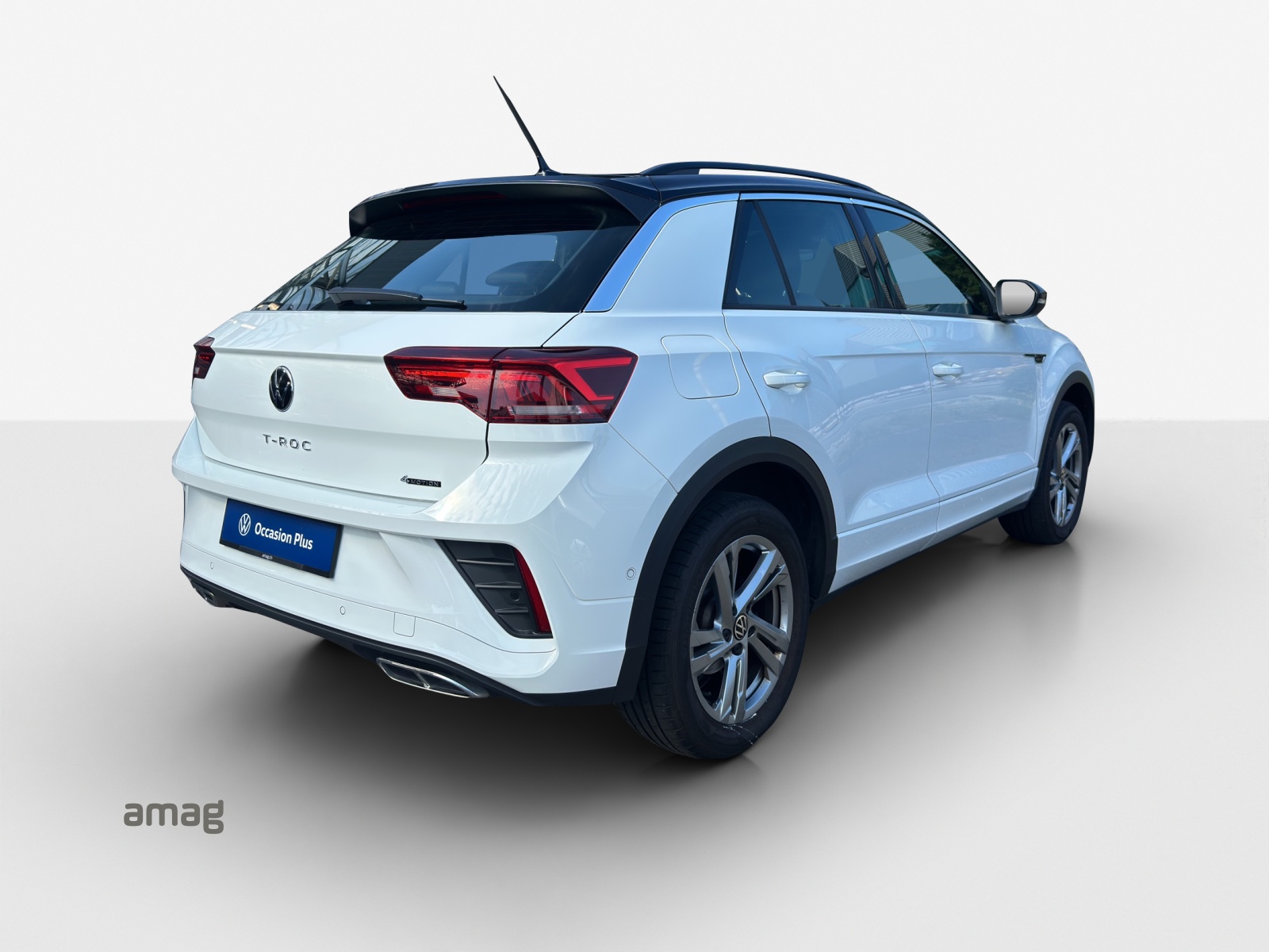 VW T-Roc 2.0 TSI R-Line DSG 4Motion-image-4