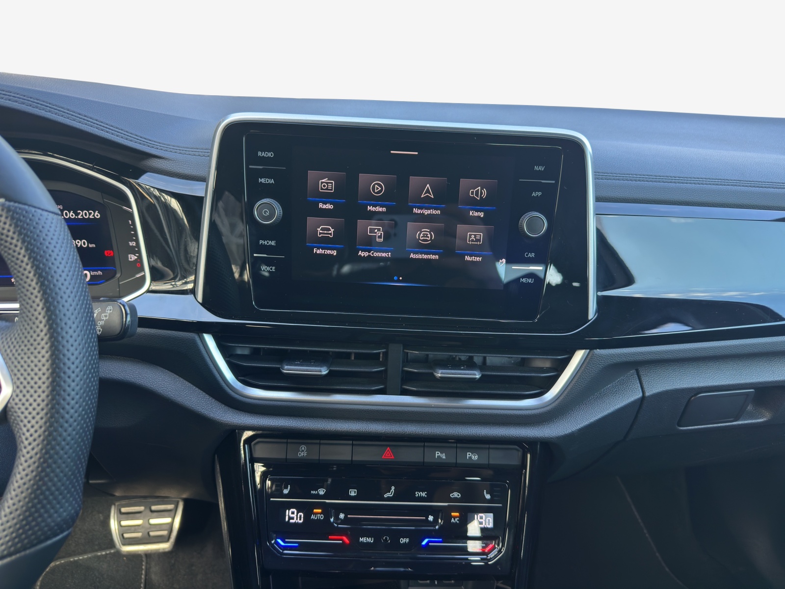 VW T-Roc 2.0 TSI R-Line DSG 4Motion-image-10