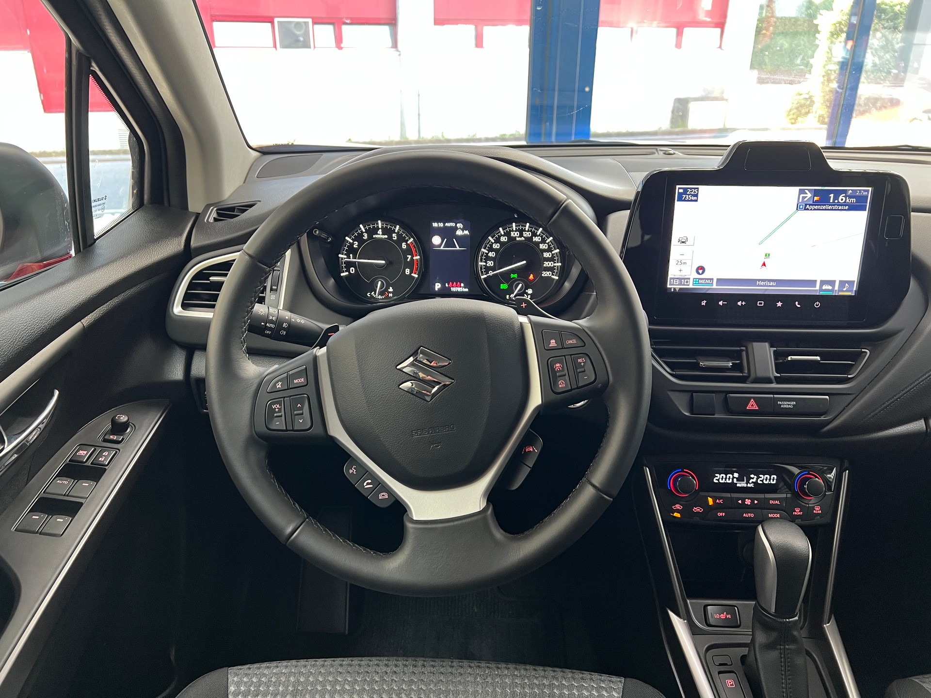 SUZUKI S-Cross 1.4 16V Compact Top 4WD Automatic-image-9