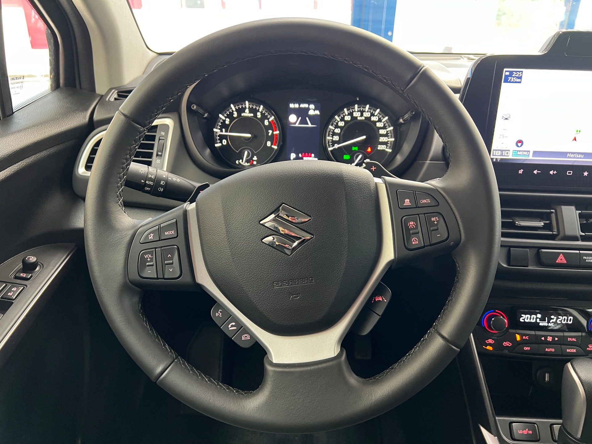 SUZUKI S-Cross 1.4 16V Compact Top 4WD Automatic-image-10