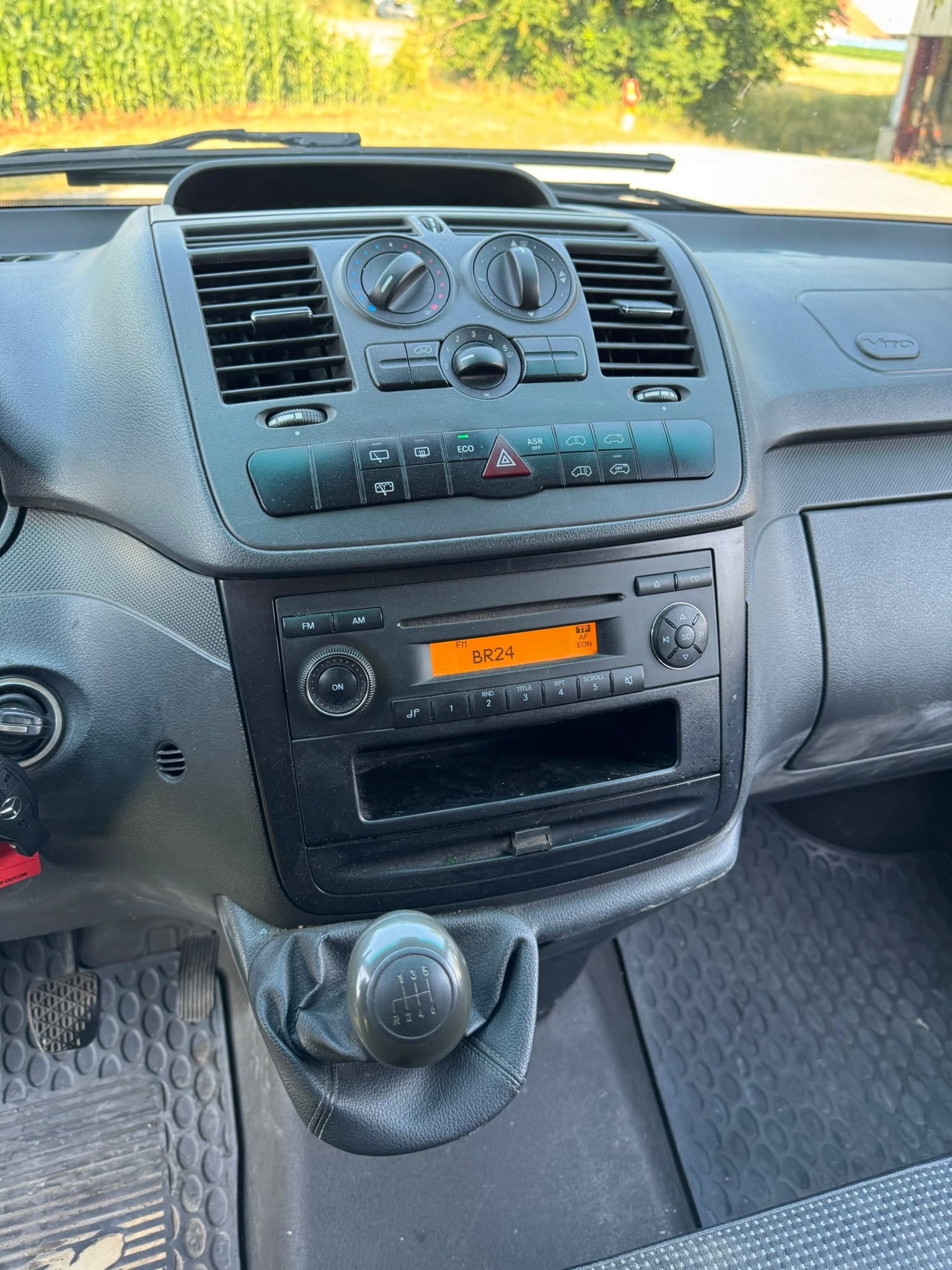 MERCEDES-BENZ Vito 113 CDI Blue Efficiency L-image-12