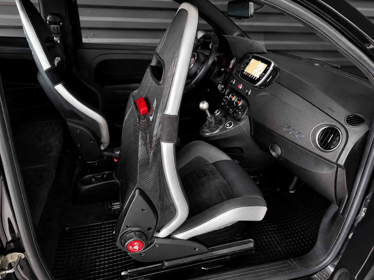 FIAT 595 1.4 16V Turbo Abarth Competition-image-8