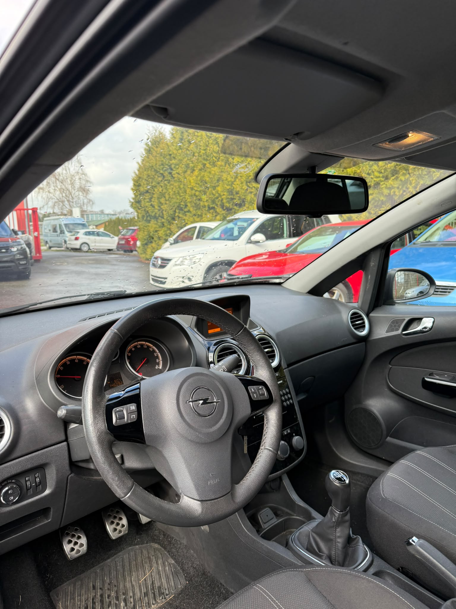 OPEL Corsa 1.4 essence 120cv-image-1