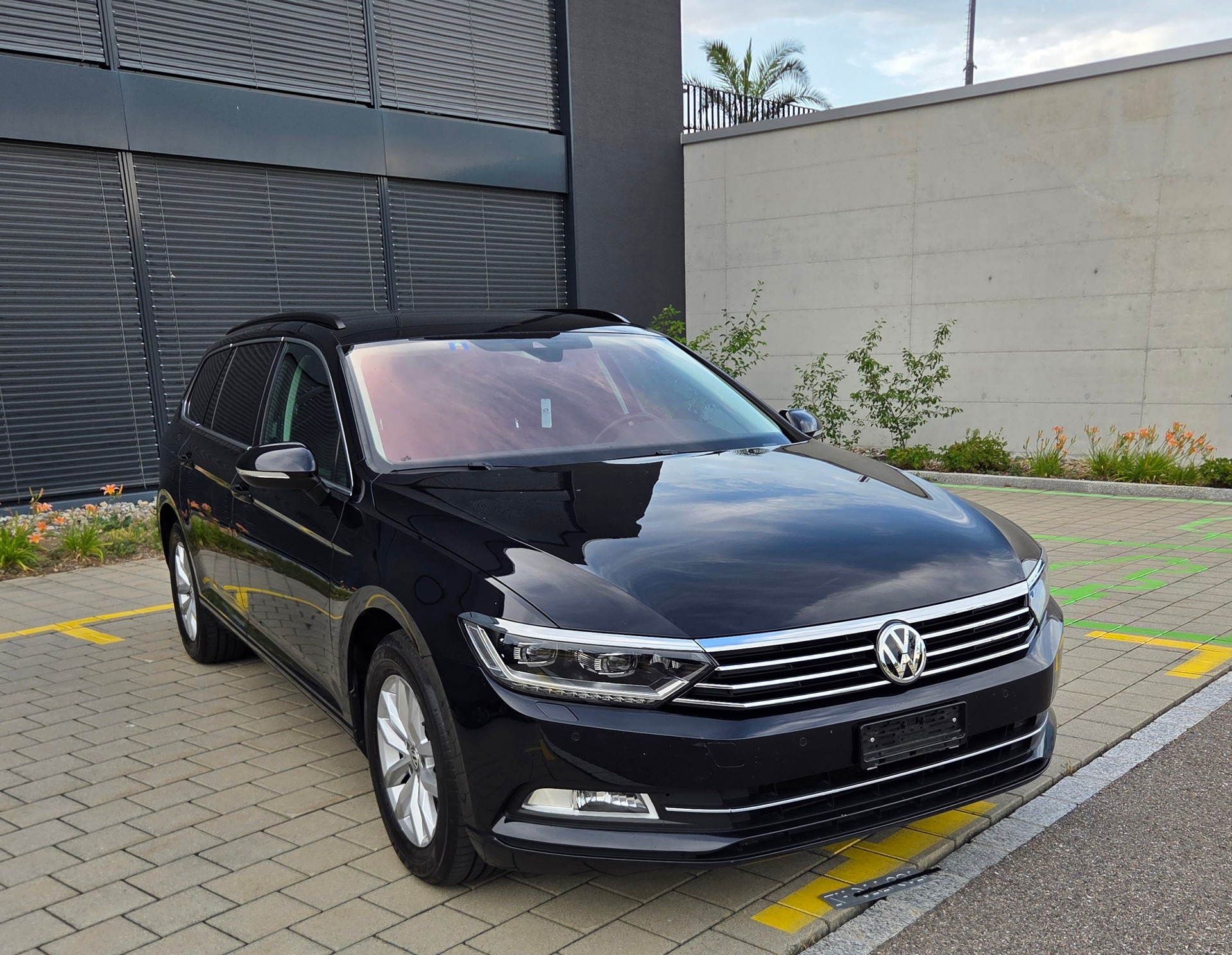VW Passat Variant 1.5 TSI EVO Comfortline DSG-image-1