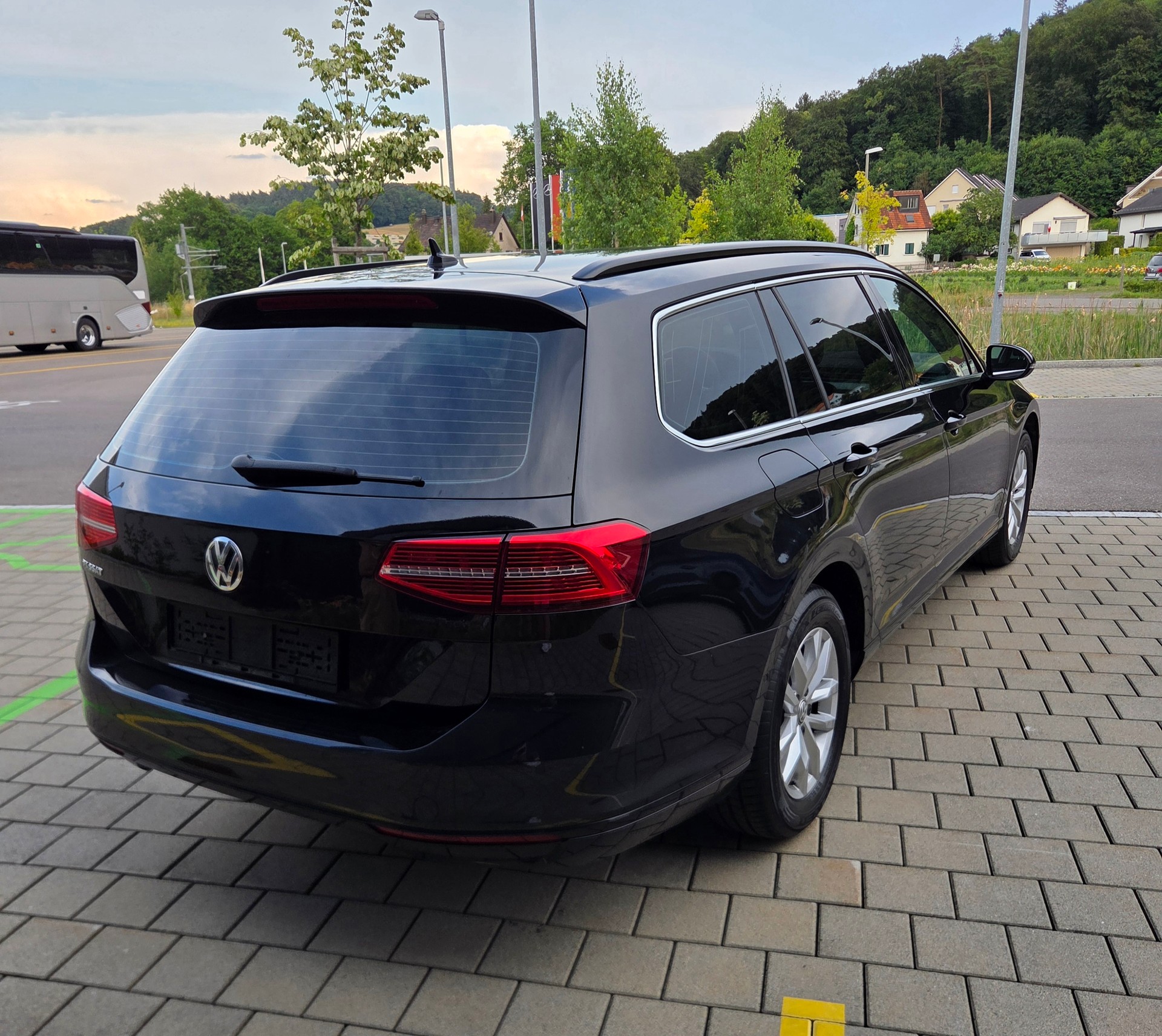 VW Passat Variant 1.5 TSI EVO Comfortline DSG-image-4