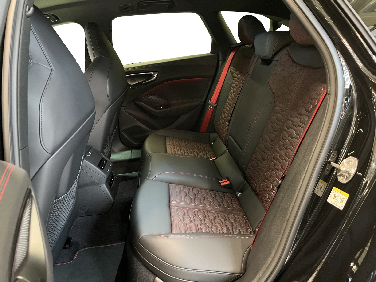 AUDI RS 5 Avant TFSI 470 kW Tiptronic quattro-image-11