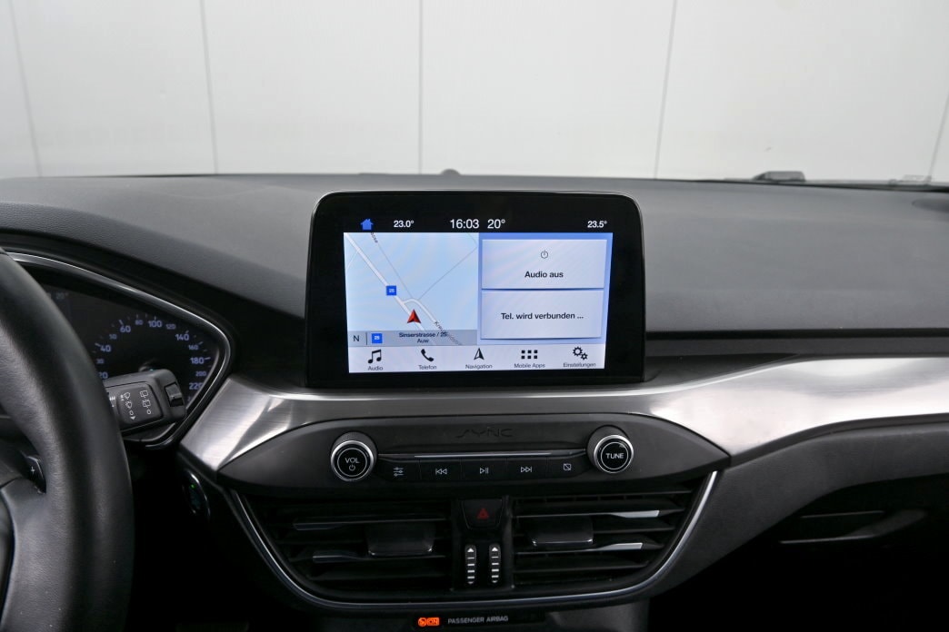 FORD Focus 1.5 SCTi Titanium Automatic-image-11