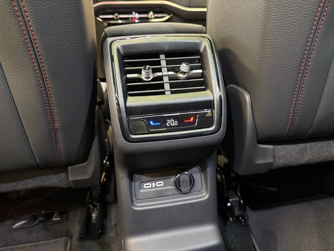 SKODA Kodiaq 2.0 TSI RS 4x4-image-13