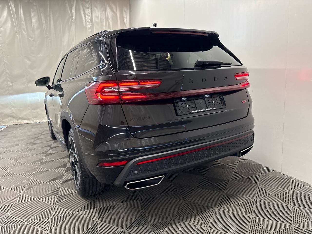 SKODA Kodiaq 2.0 TSI RS 4x4-image-16
