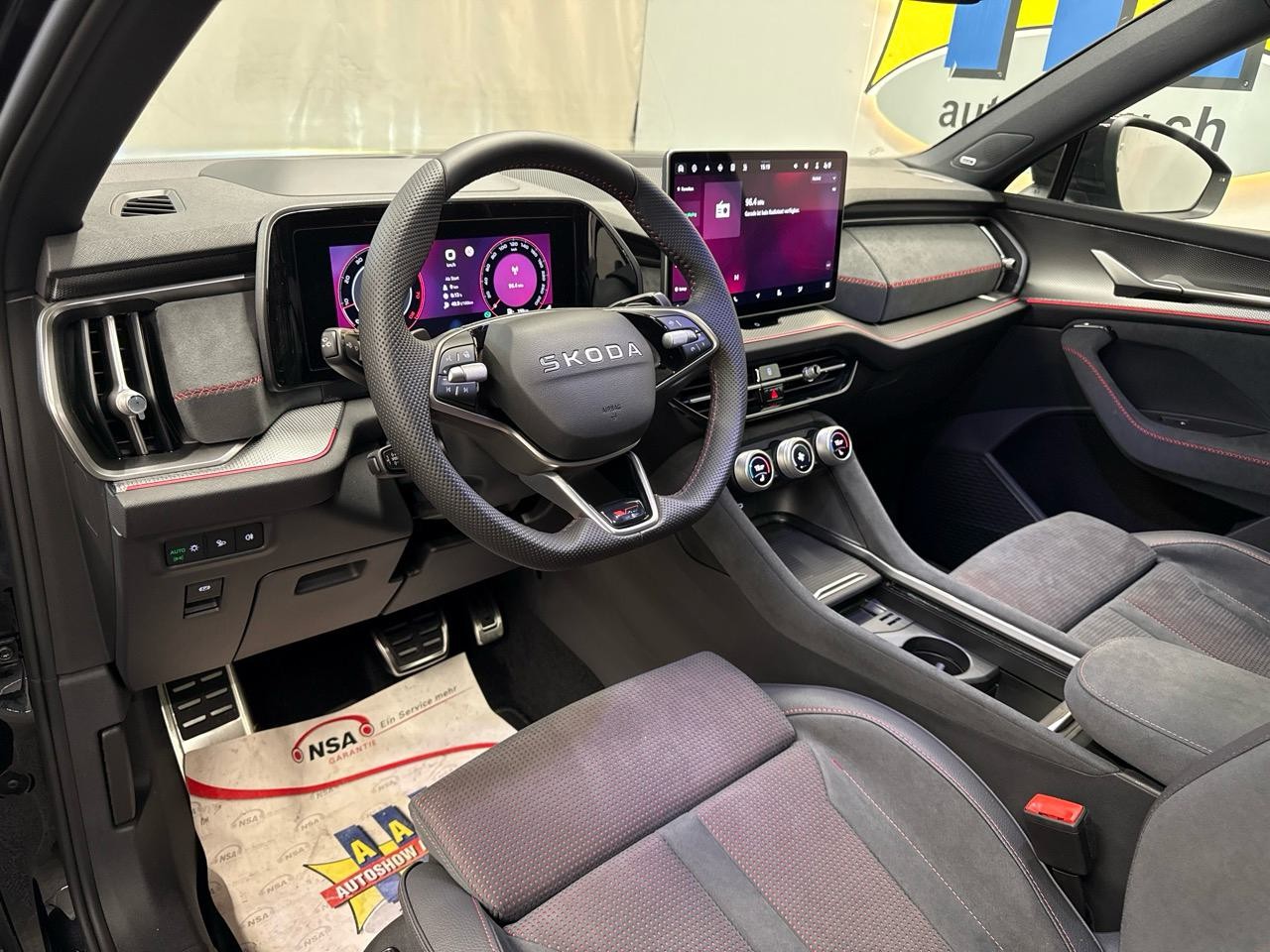 SKODA Kodiaq 2.0 TSI RS 4x4-showroom-element-2