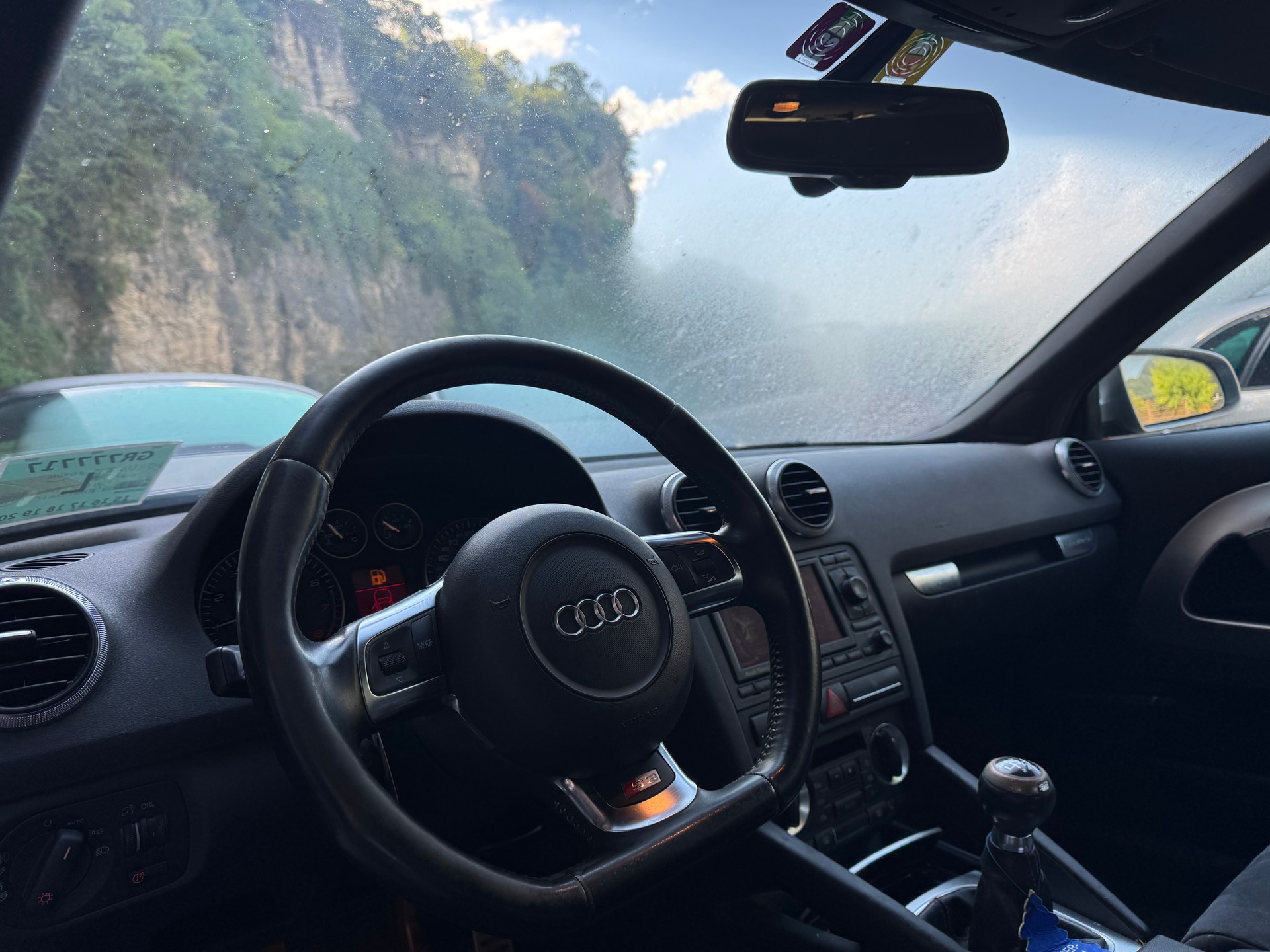 AUDI S3 2.0 Turbo FSI quattro-image-11