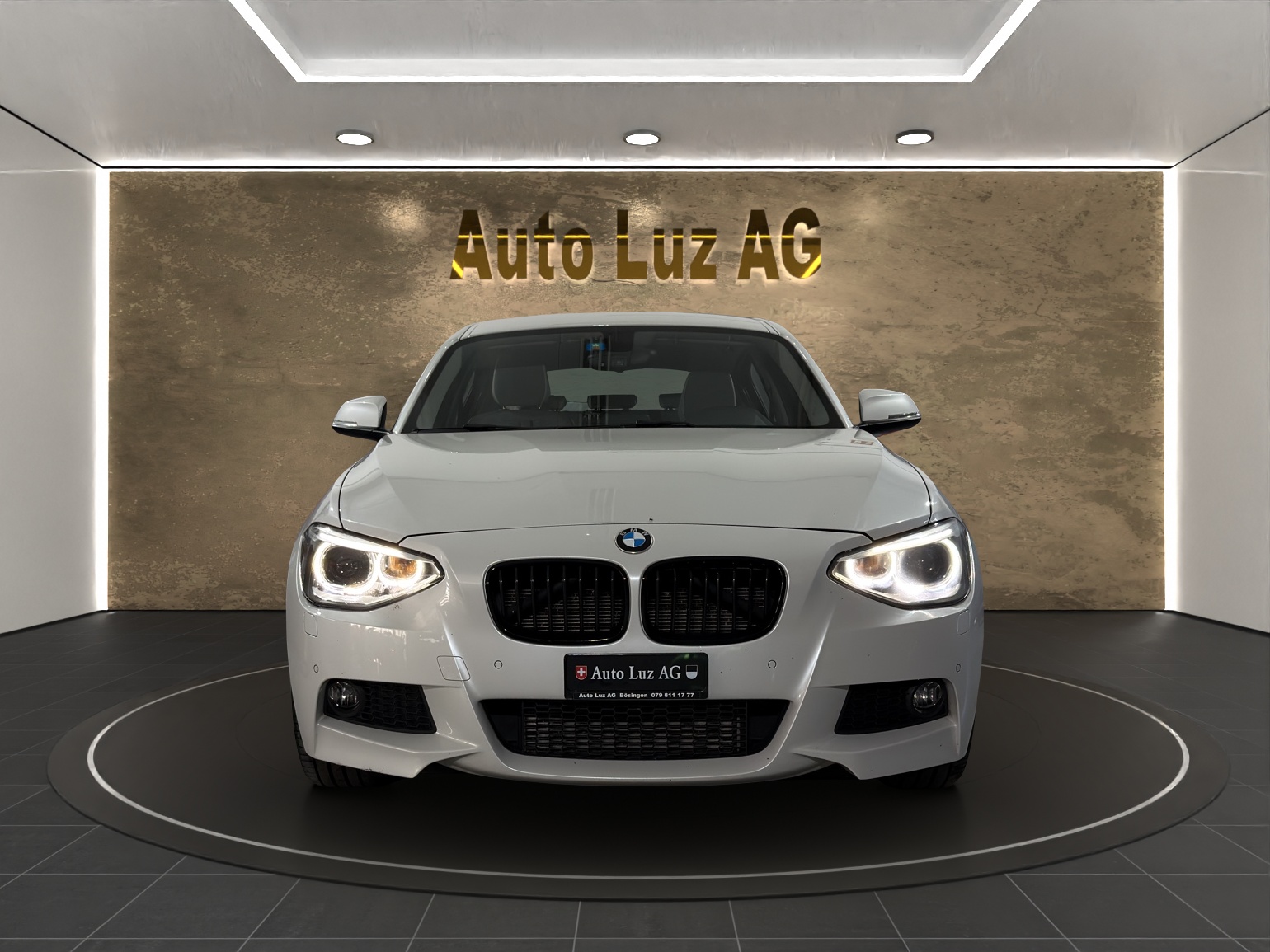 BMW 116i Sport Line Steptronic-image-1
