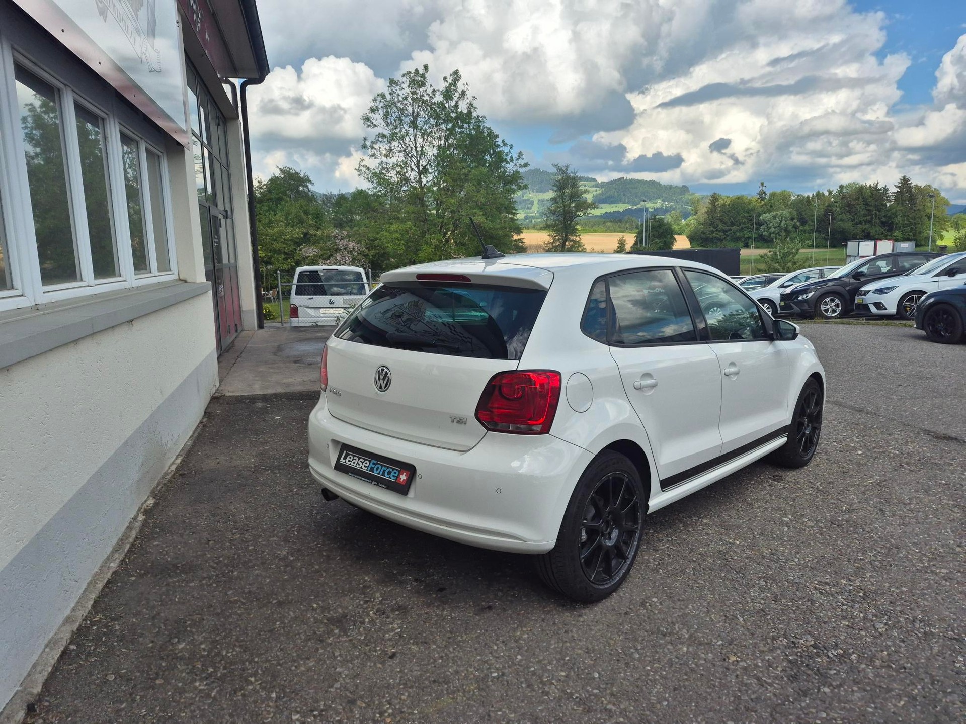 VW Polo 1.2 TSI Highline-image-2